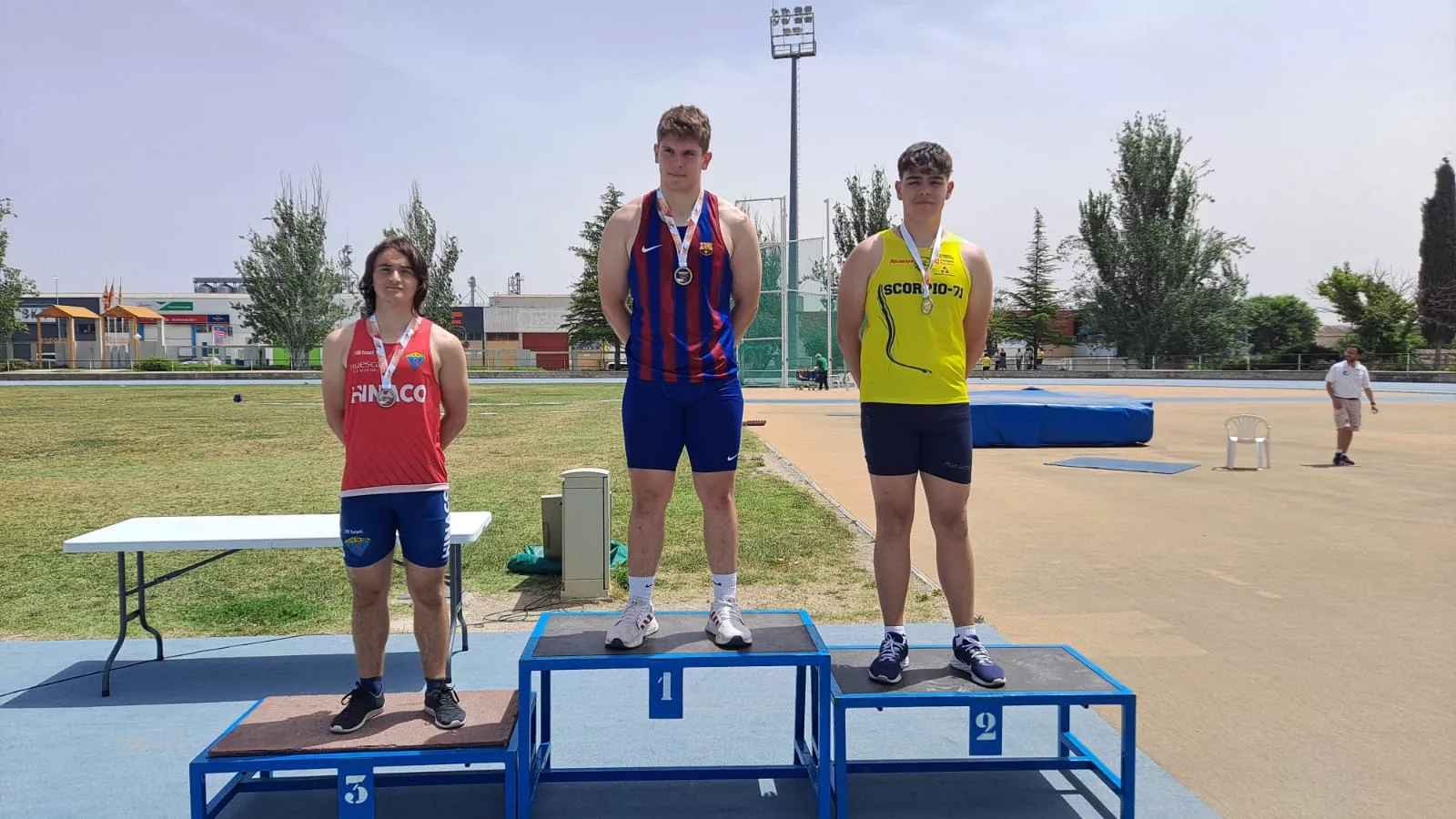 Podio Martillo S18 masculino