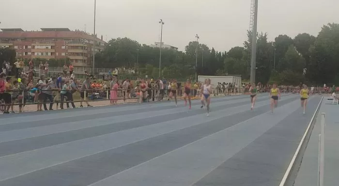 Elena Guiu en la carrera de Huesca el sábado.