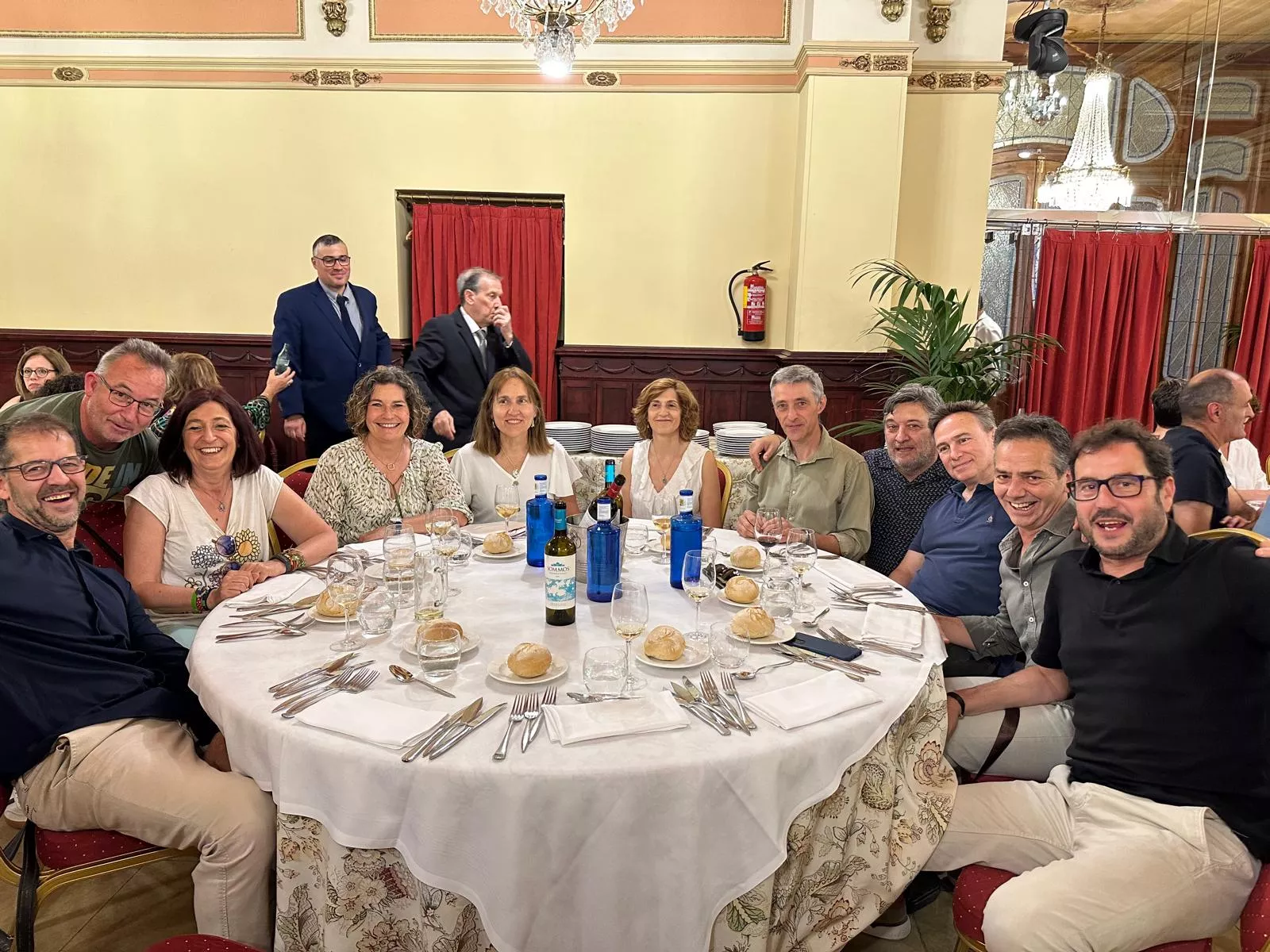 Fiesta de la generación oscense del 69. 