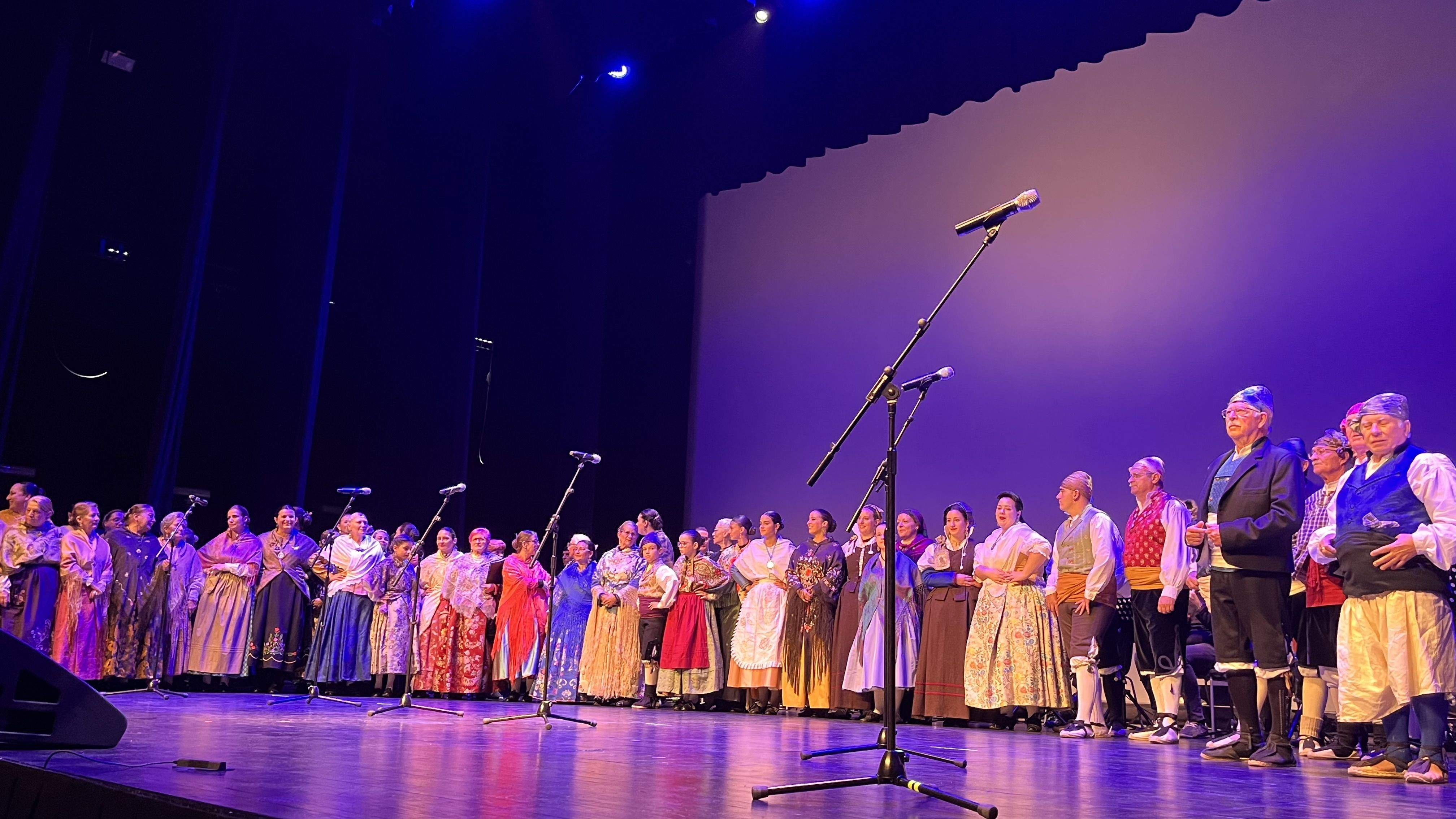 Gala de la Escuela de Folklore y Música de Huesca