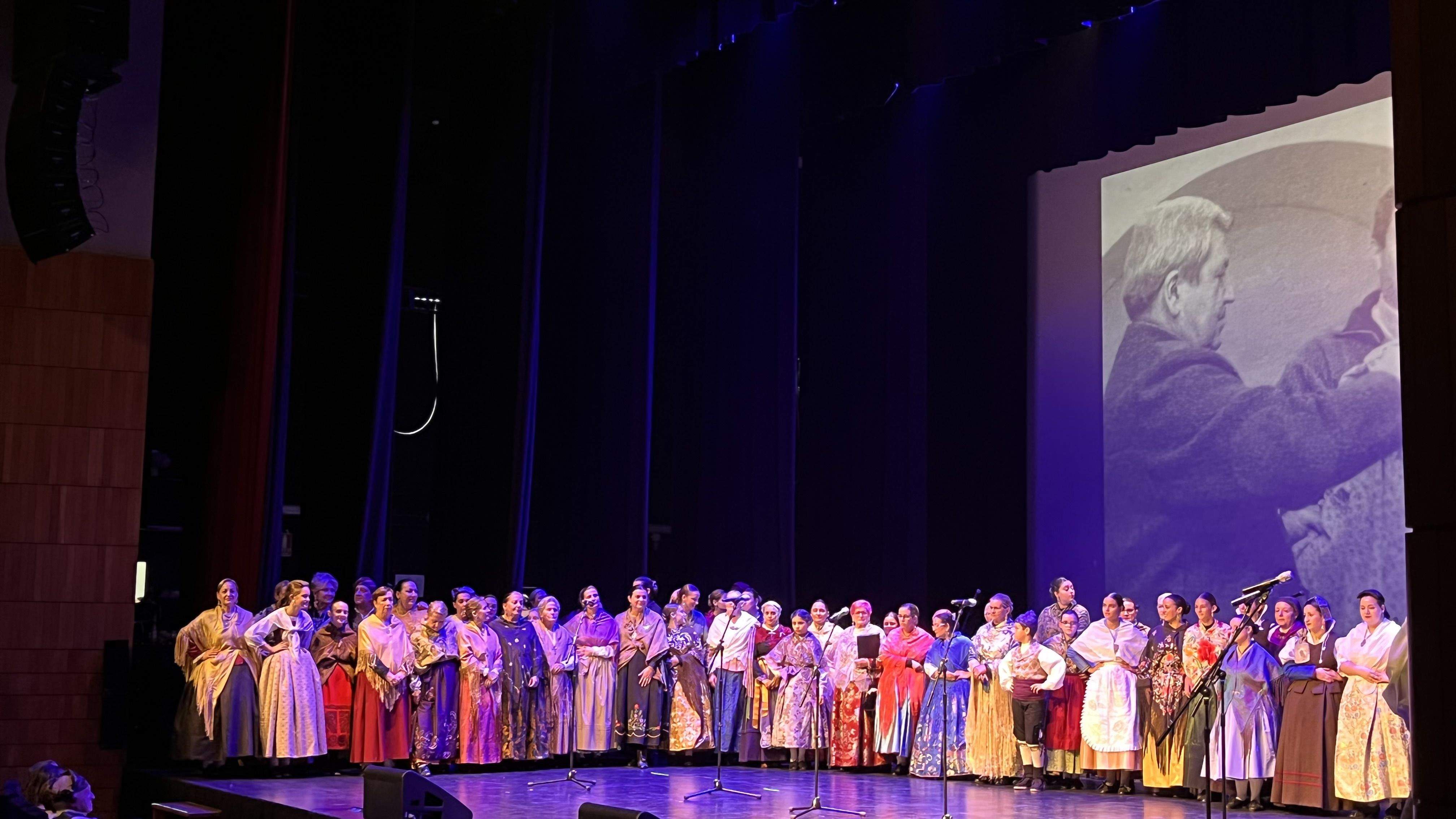 Gala de la Escuela de Folklore y Música de Huesca