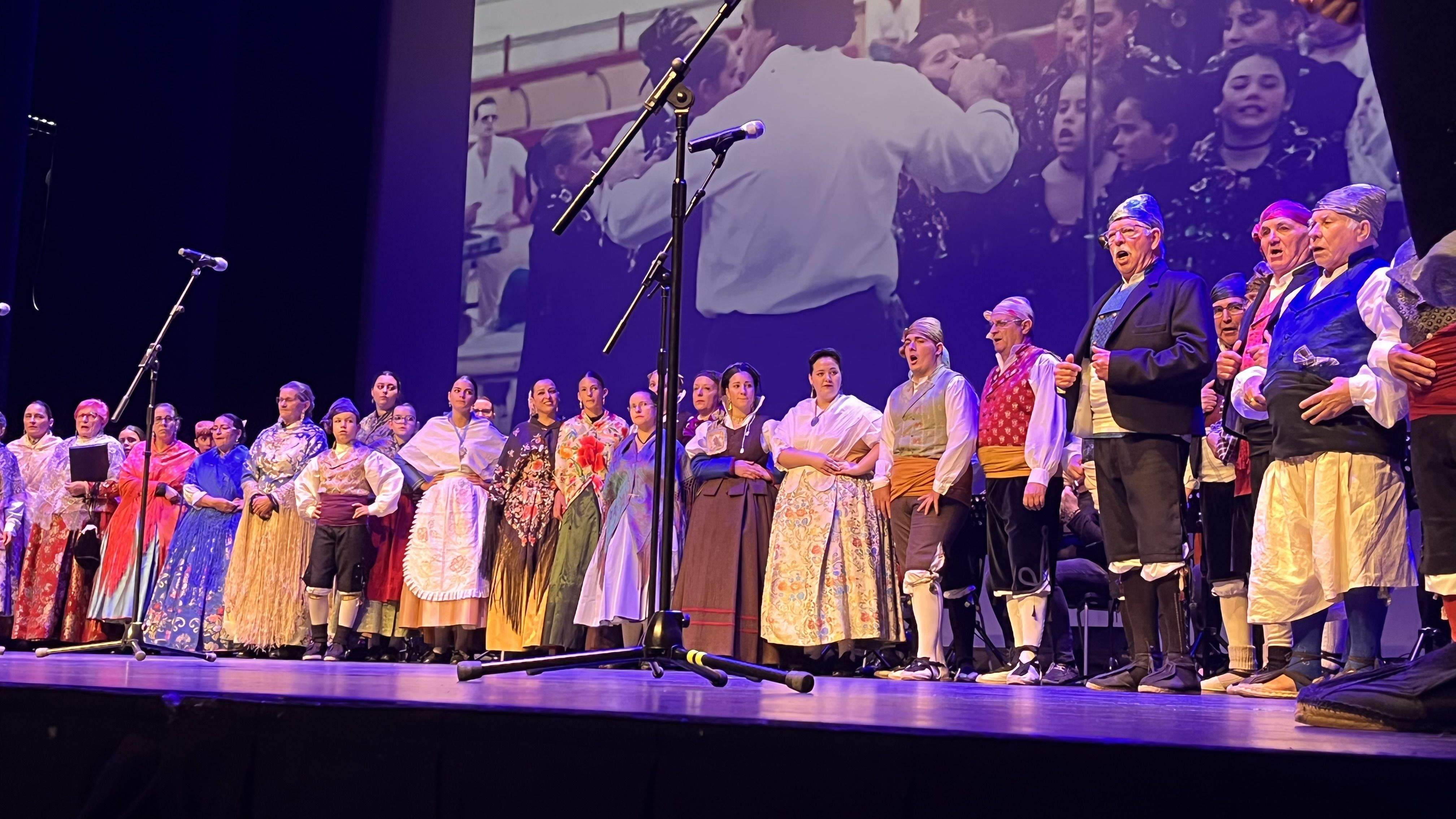 Gala de la Escuela de Folklore y Música de Huesca