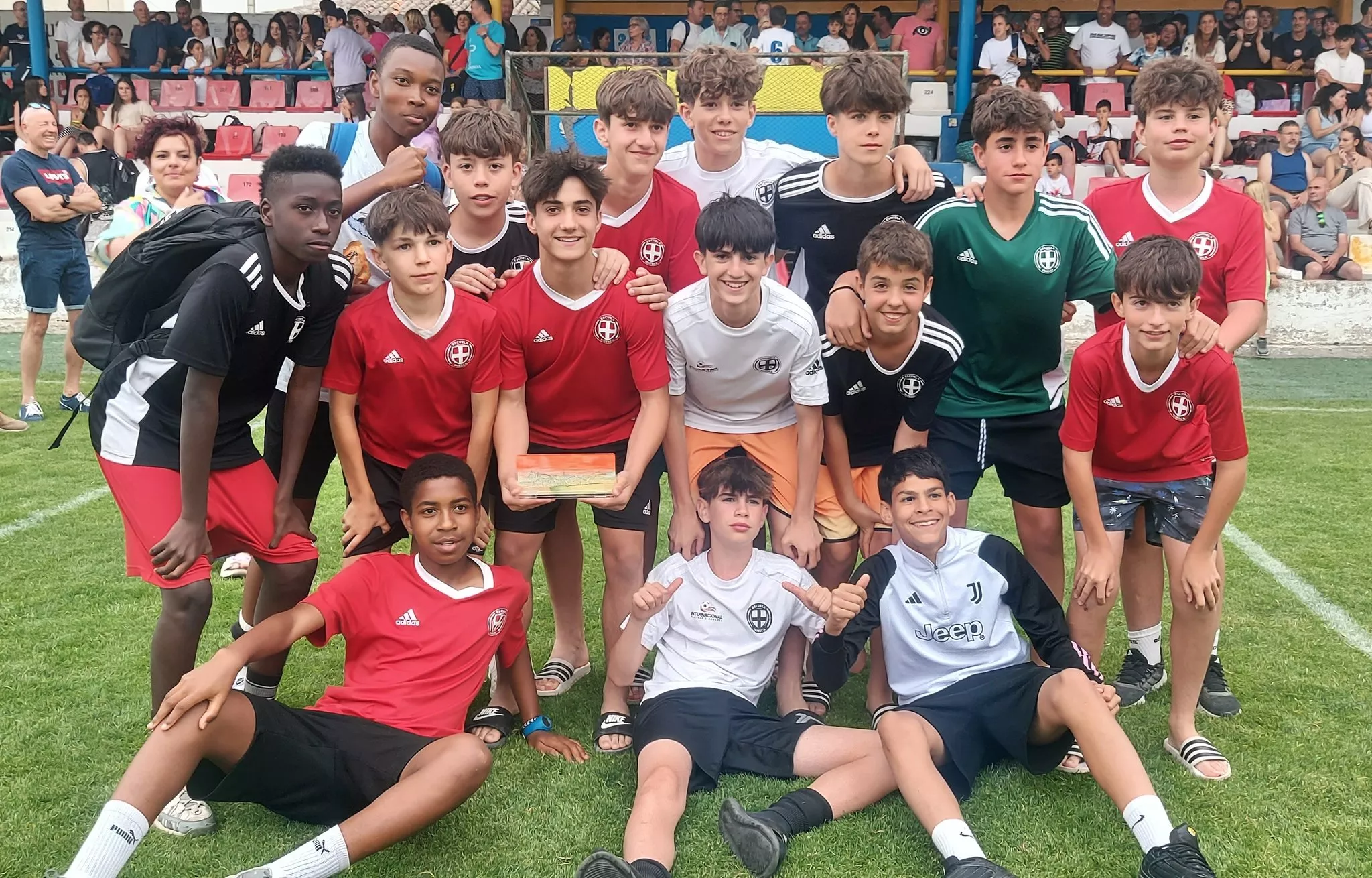 IPC La Escuela, segundo clasificado Infantil