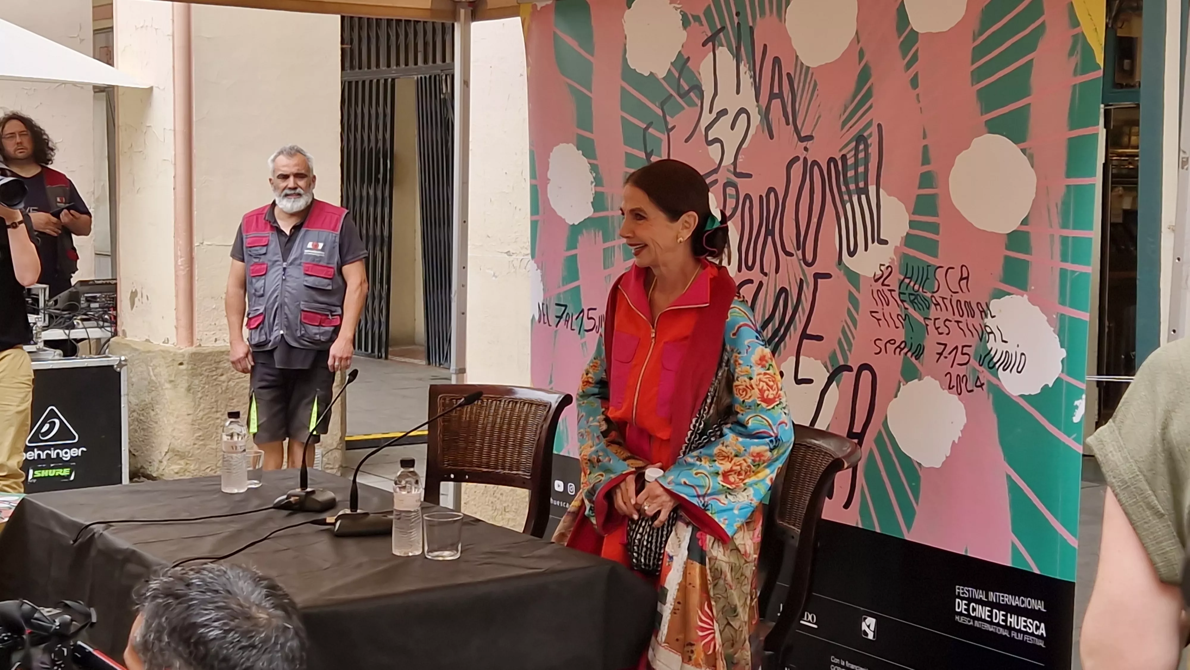  Victoria Abril, en el vermú con... del Festival de Cine de Huesca. Foto Myriam Martínez