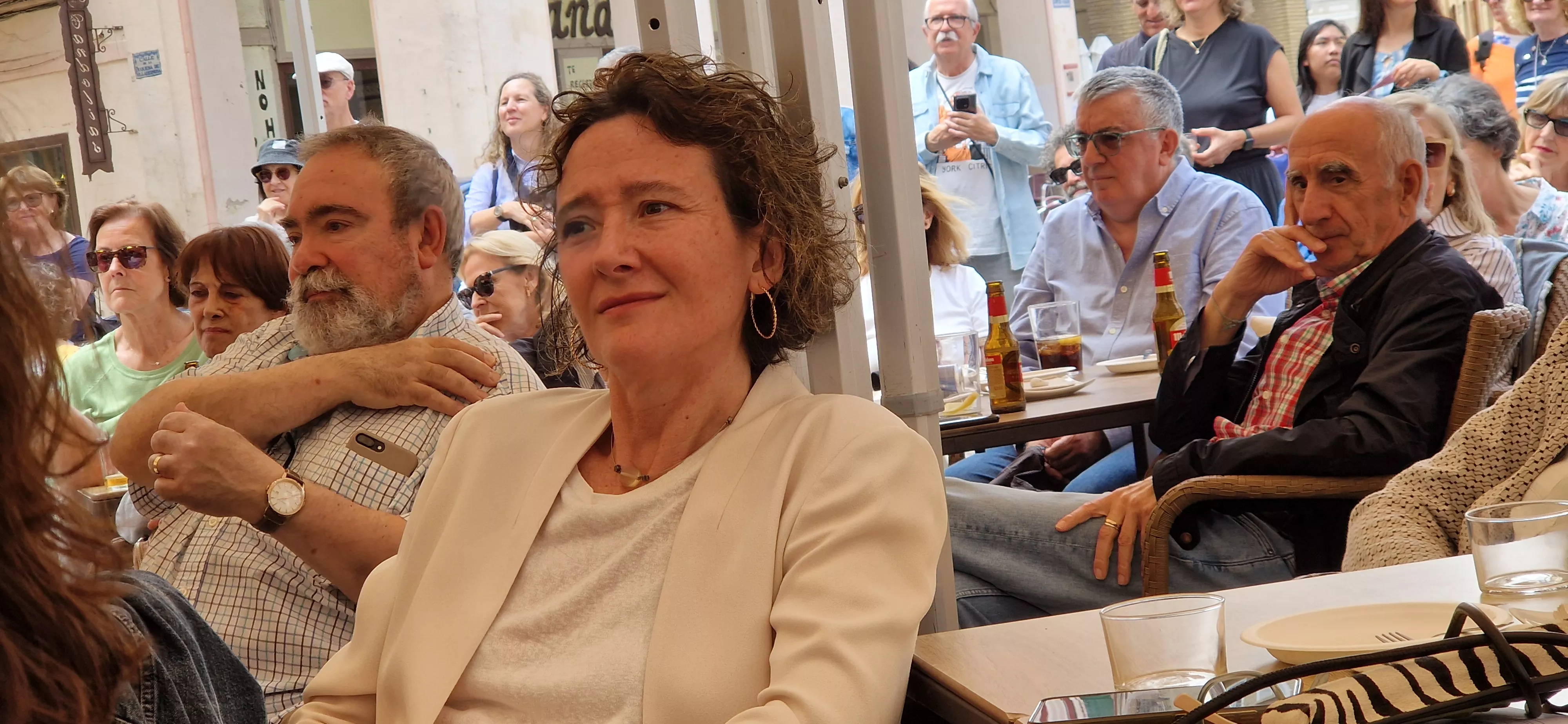  Victoria Abril, en el vermú con... del Festival de Cine de Huesca. Foto Myriam Martínez