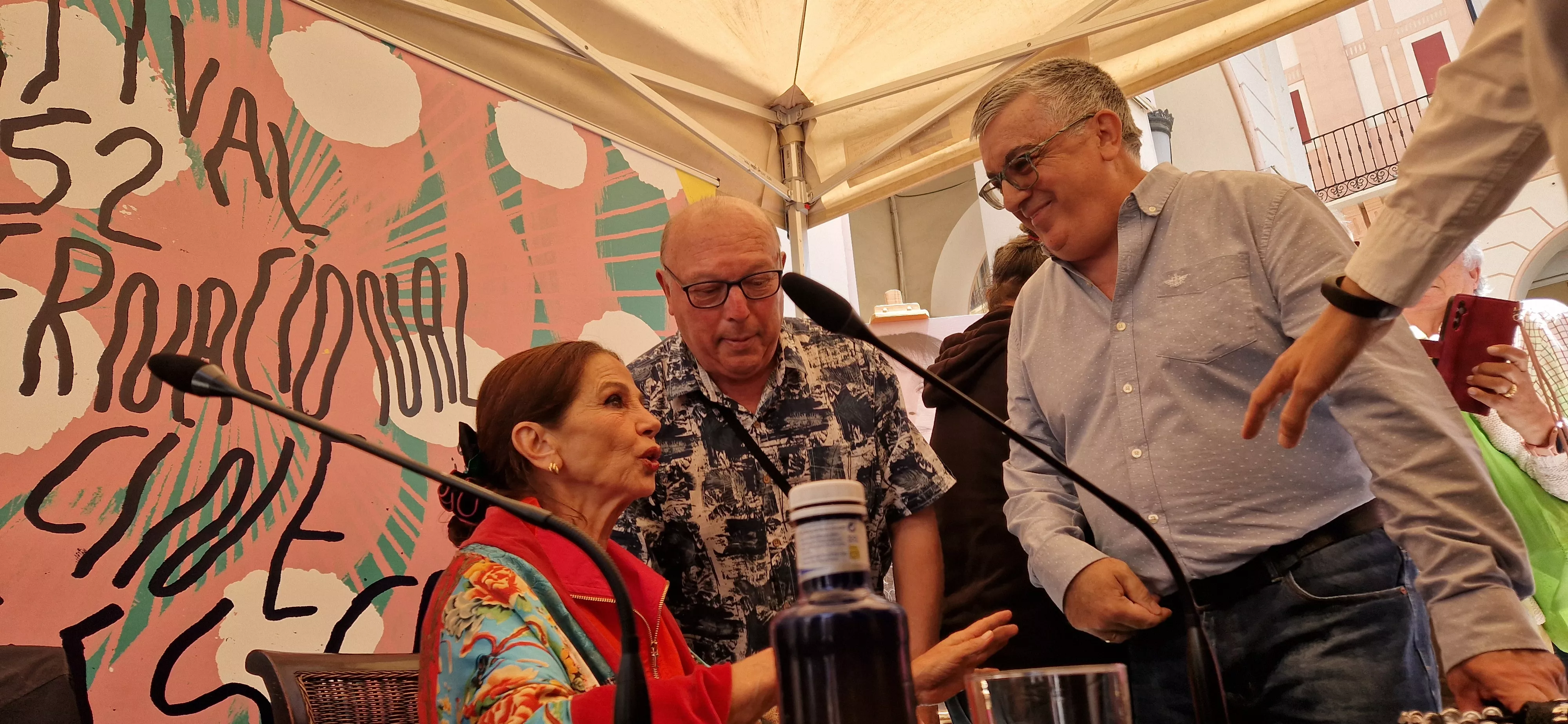  Victoria Abril, en el vermú con... del Festival de Cine de Huesca. Foto Myriam Martínez