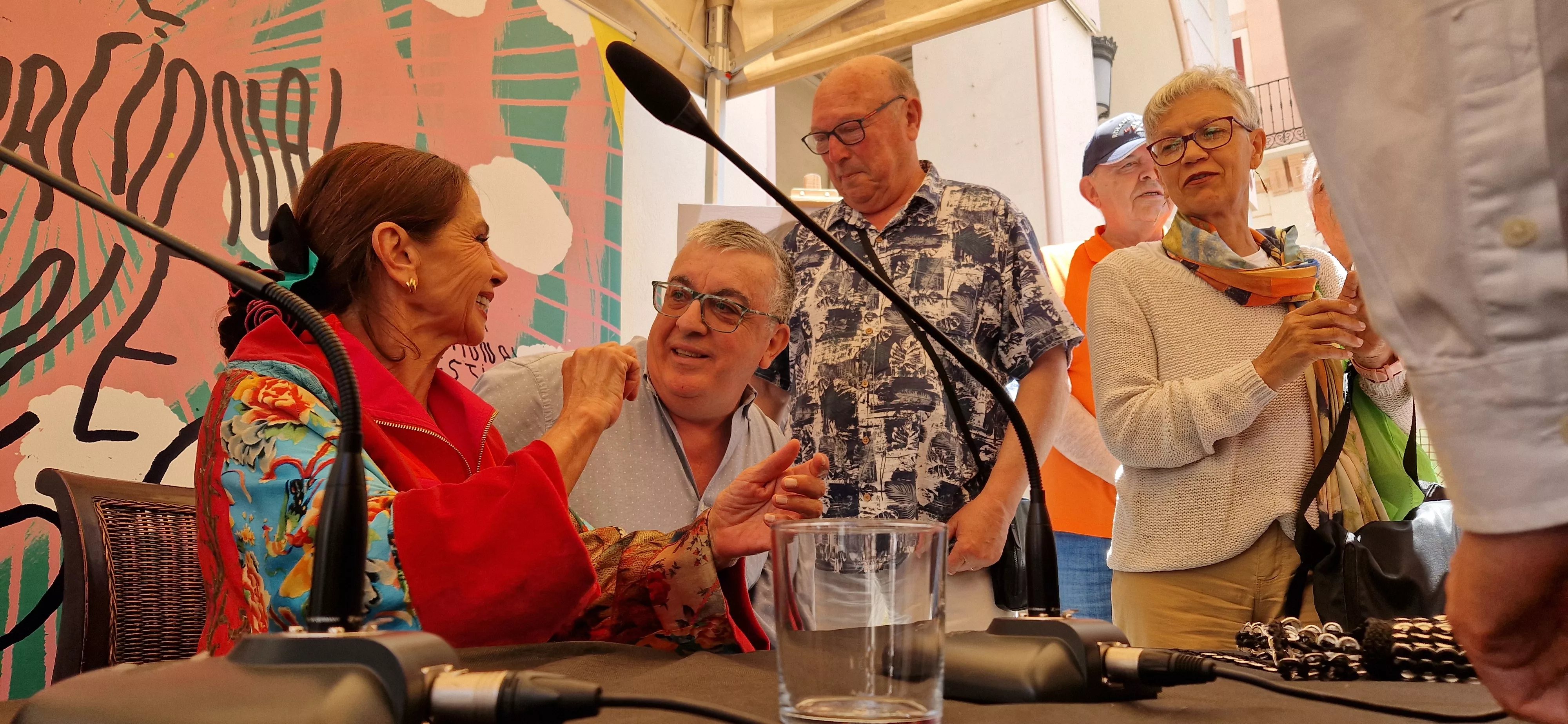  Victoria Abril, en el vermú con... del Festival de Cine de Huesca. Foto Myriam Martínez