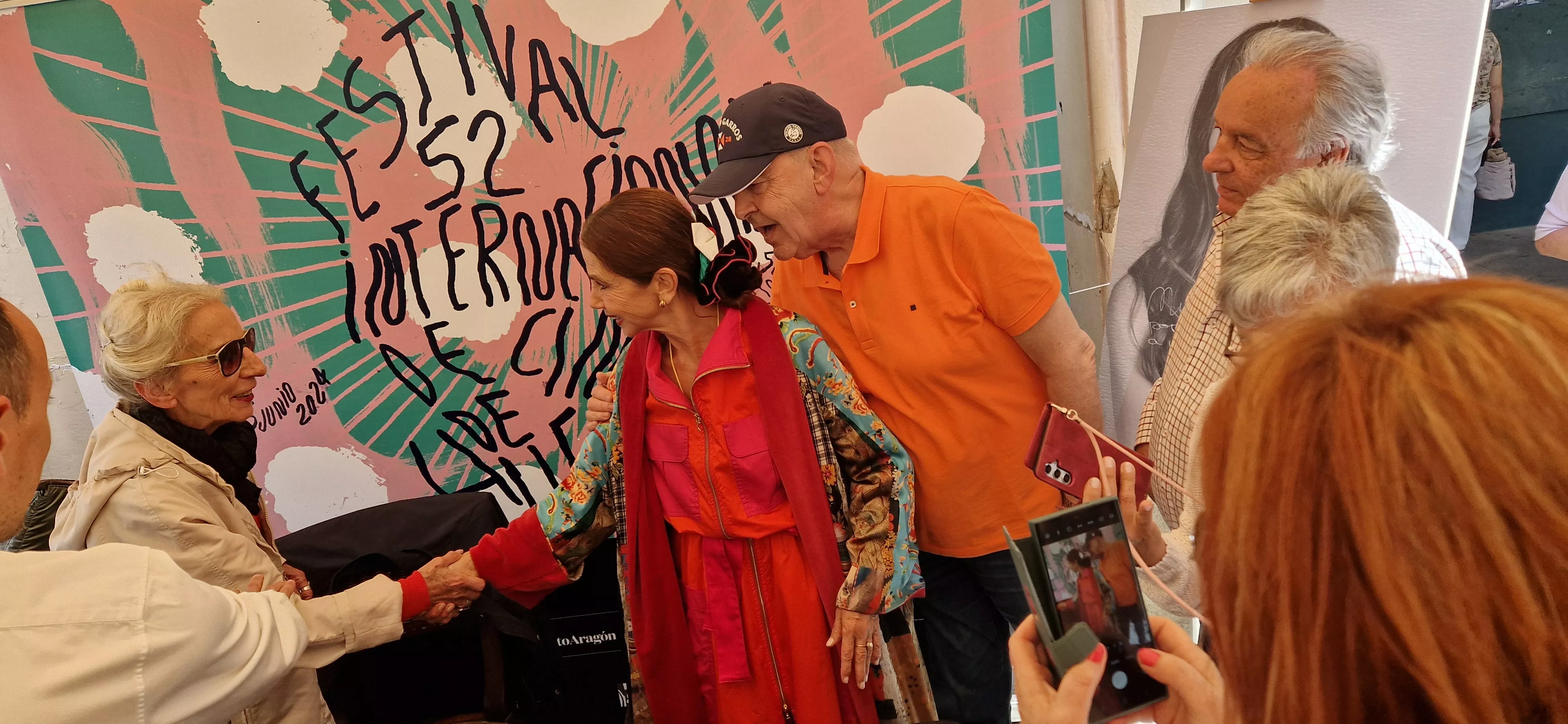  Victoria Abril, en el vermú con... del Festival de Cine de Huesca. Foto Myriam Martínez