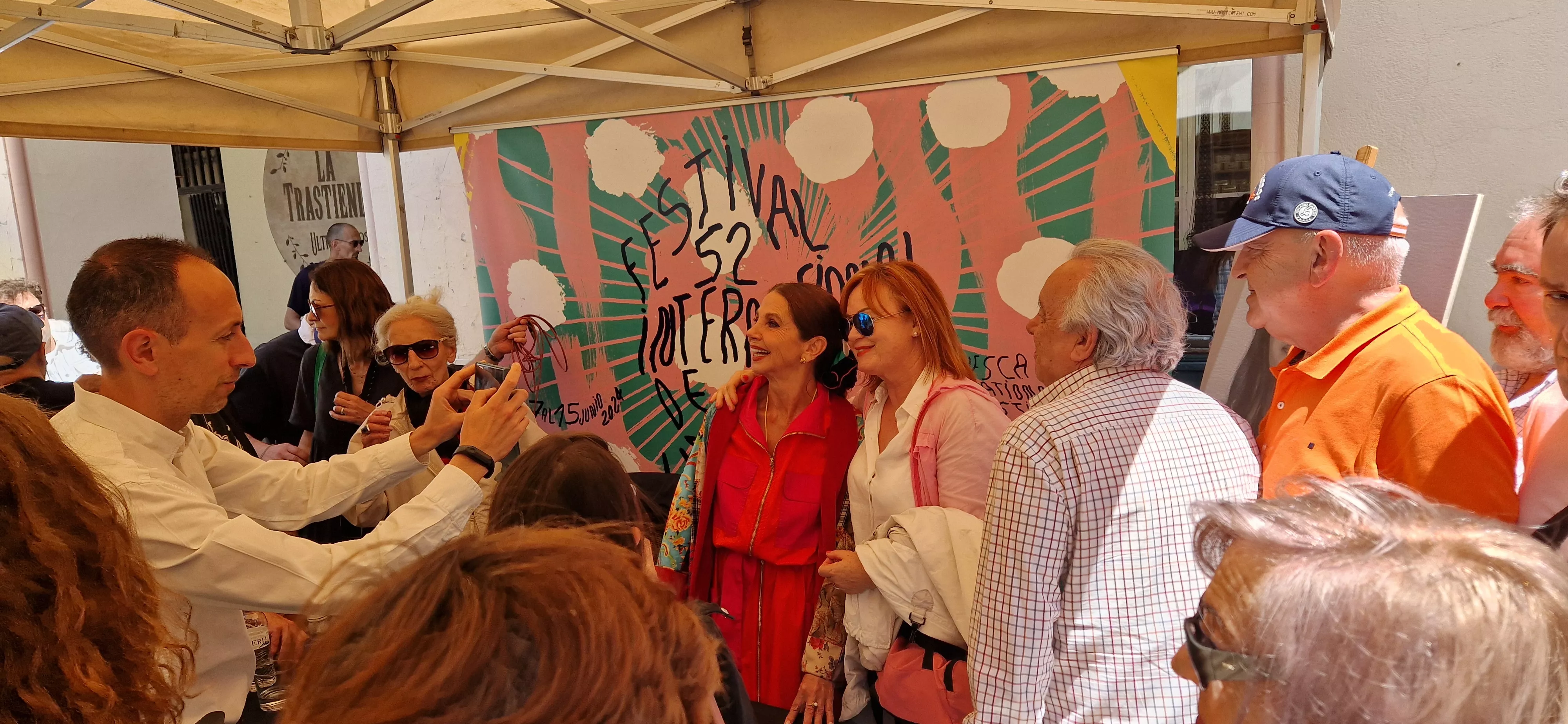  Victoria Abril, en el vermú con... del Festival de Cine de Huesca. Foto Myriam Martínez