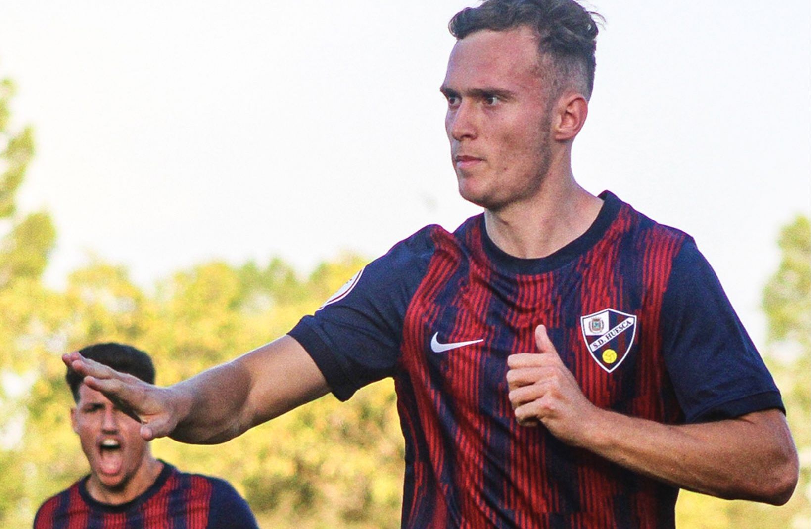 Tresaco celebra uno de los goles del Huesca B. Foto: SD Huesca B