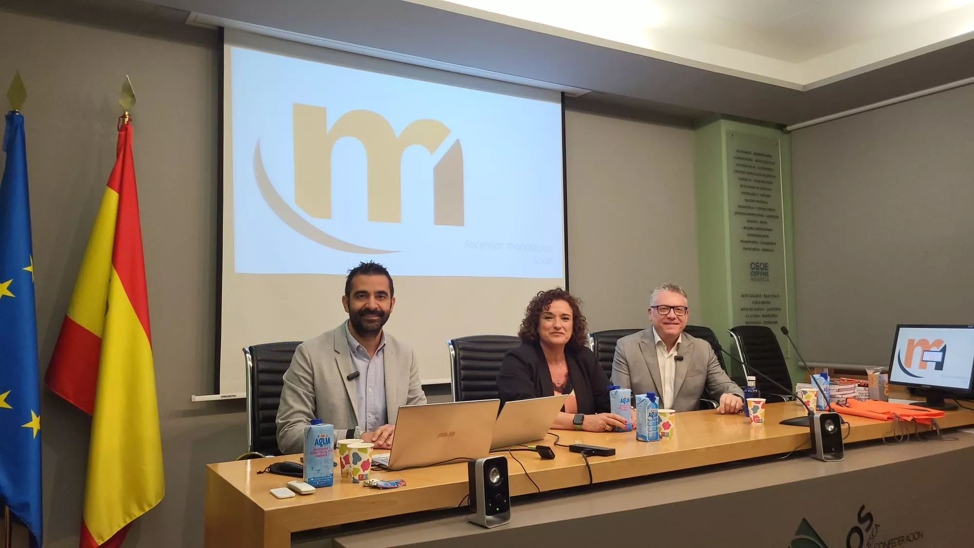 Luis Jiménez, Ana Martínez y Antonio Ruiz en la jornada sobre la movilidad abierta en Ceoe-Cepyme Huesca