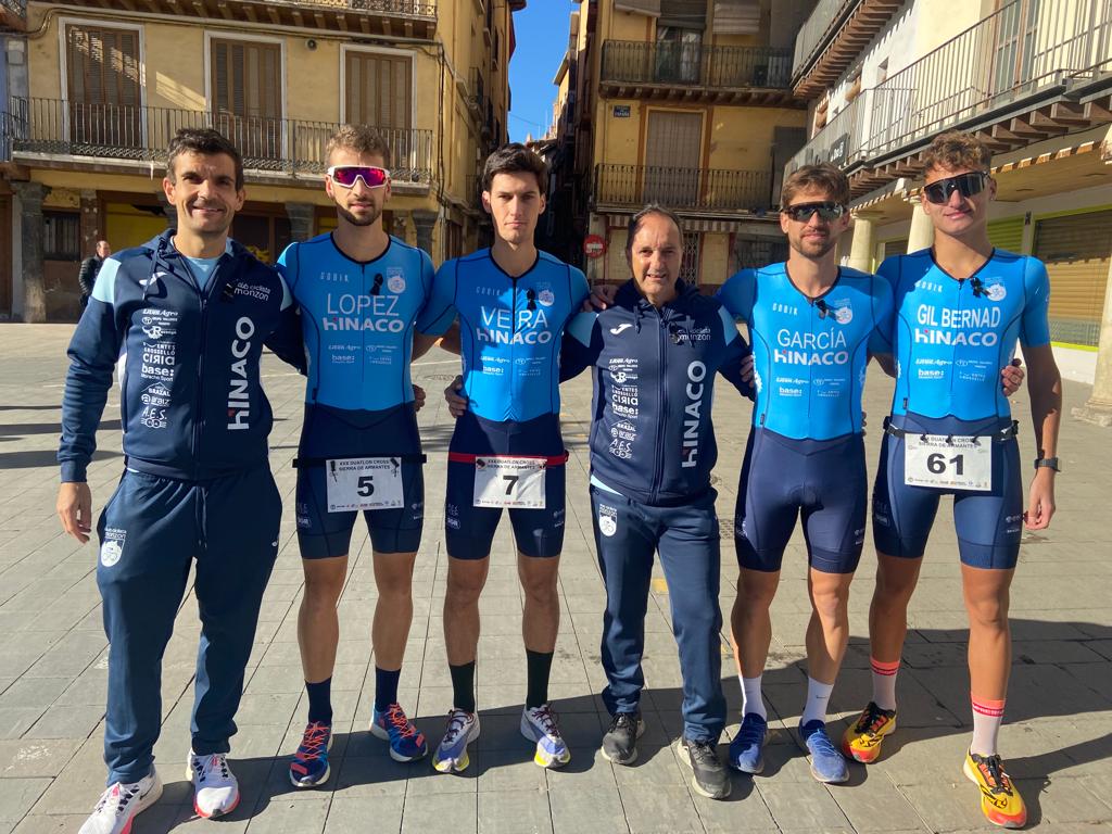 El Hinaco CC Monzón al completo