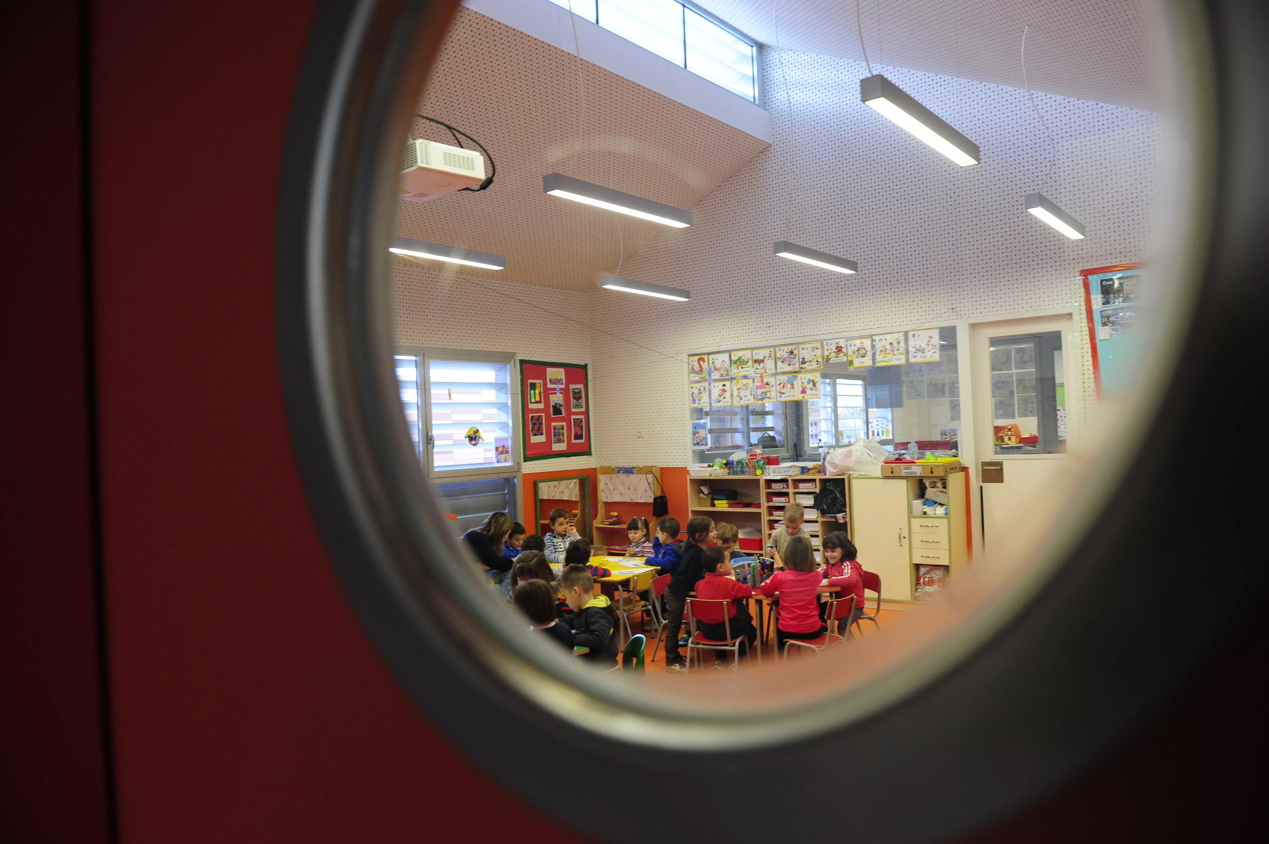 Abierto el plazo para solicitar las becas de comedor y material curricular.