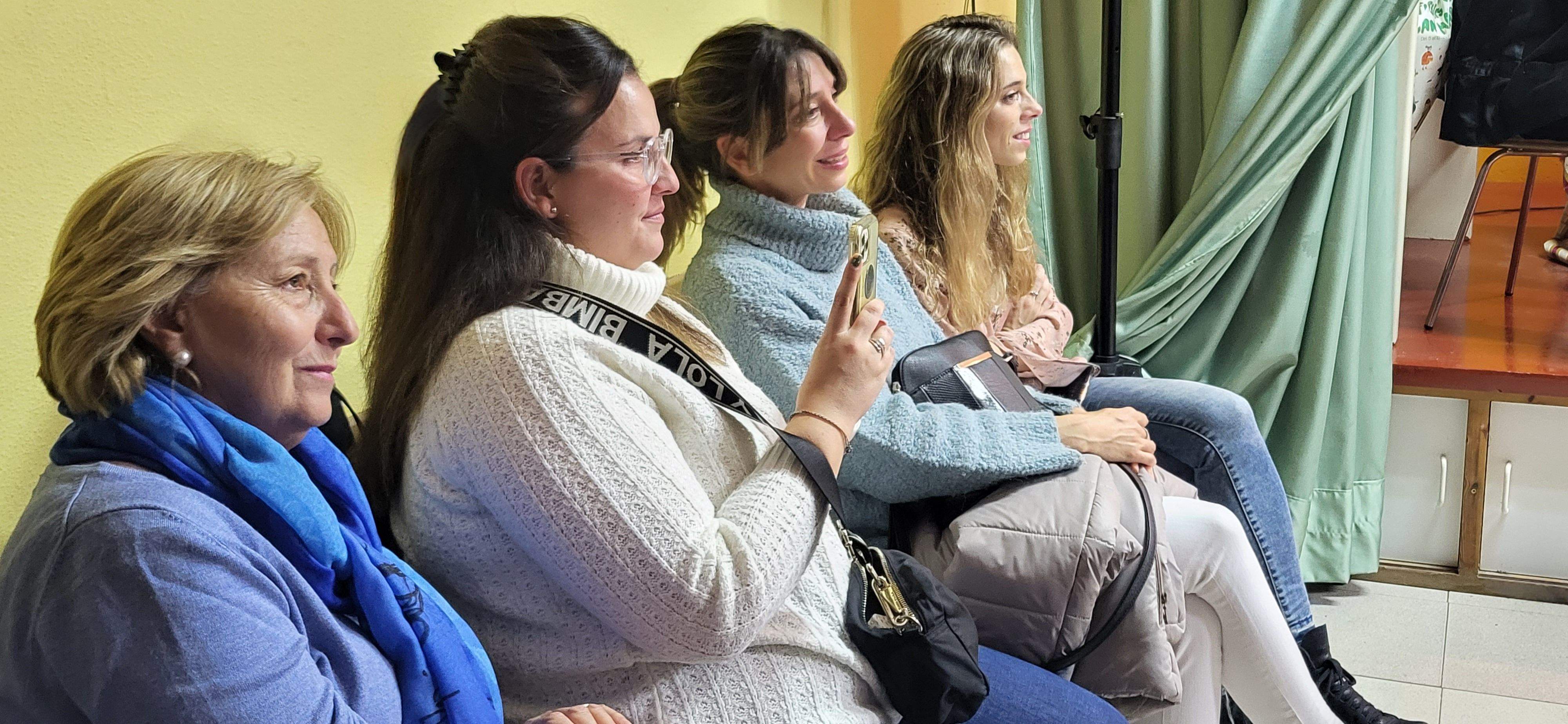 Imágenes del homenaje a Angelines Palacio. Foto Myriam Martínez 