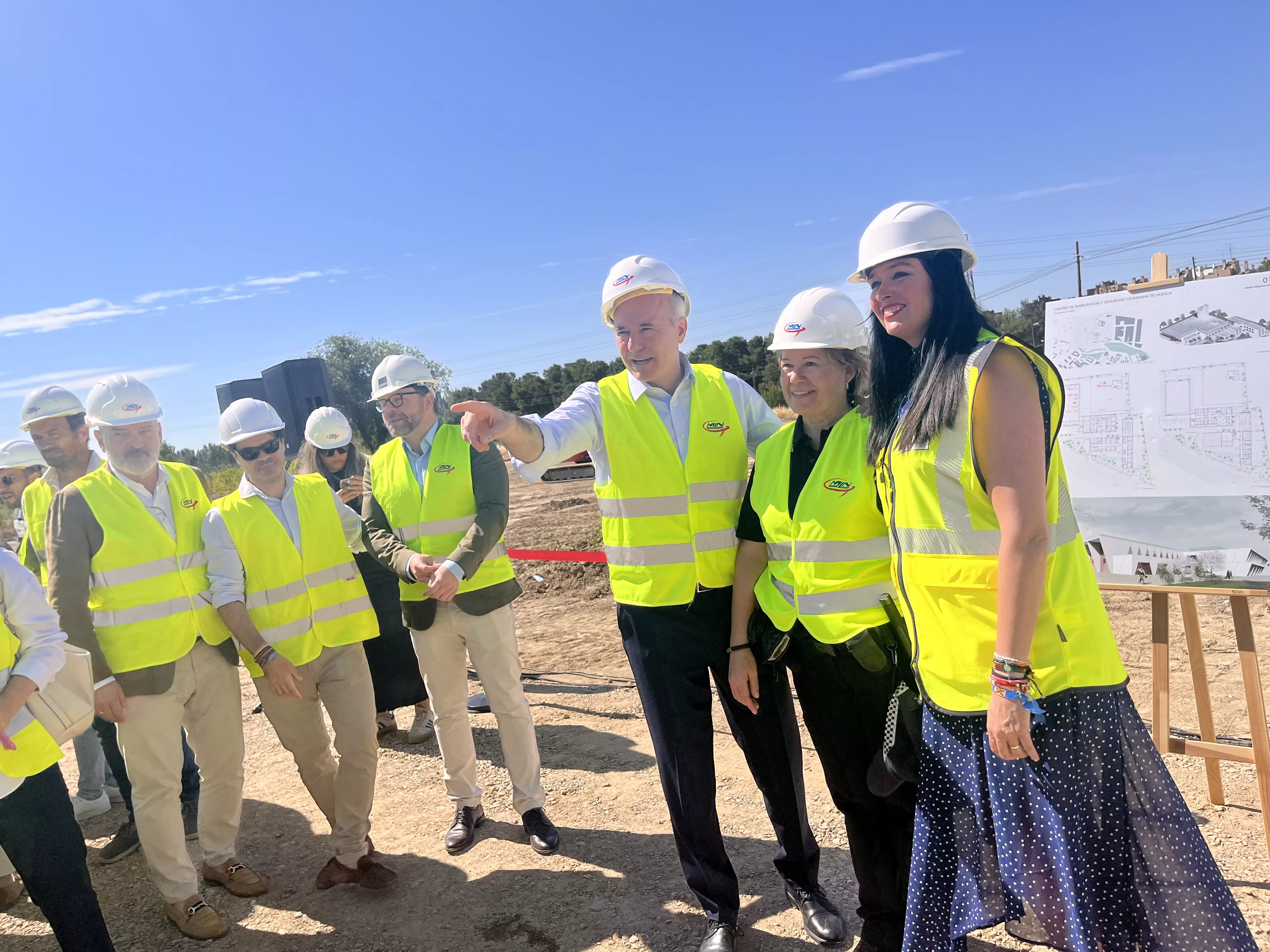 Acto de colocación de la primera piedra del Centro de Emergencias y Seguridad Ciudadana de Huesca. Foto Mercedes Manterola