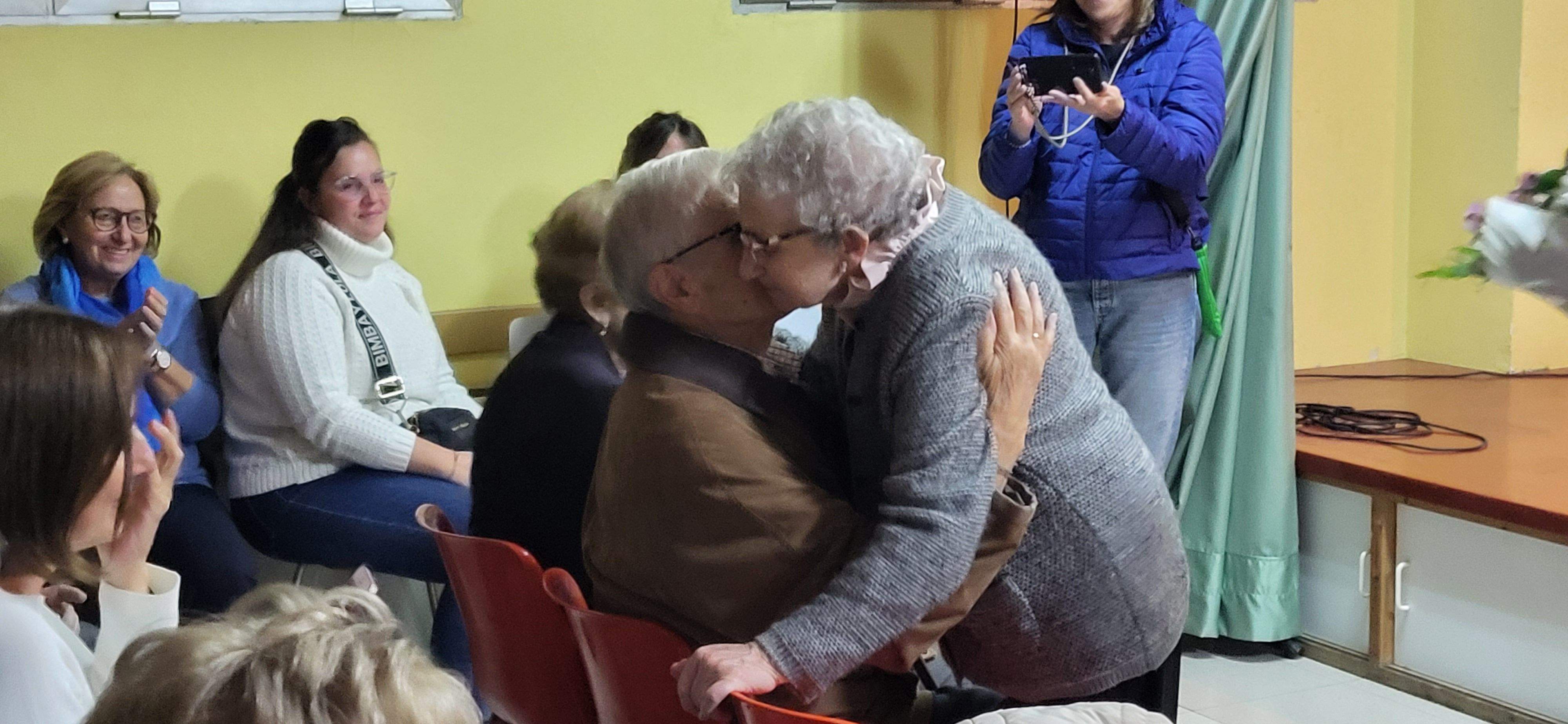 Imágenes del homenaje a Angelines Palacio. Foto Myriam Martínez 