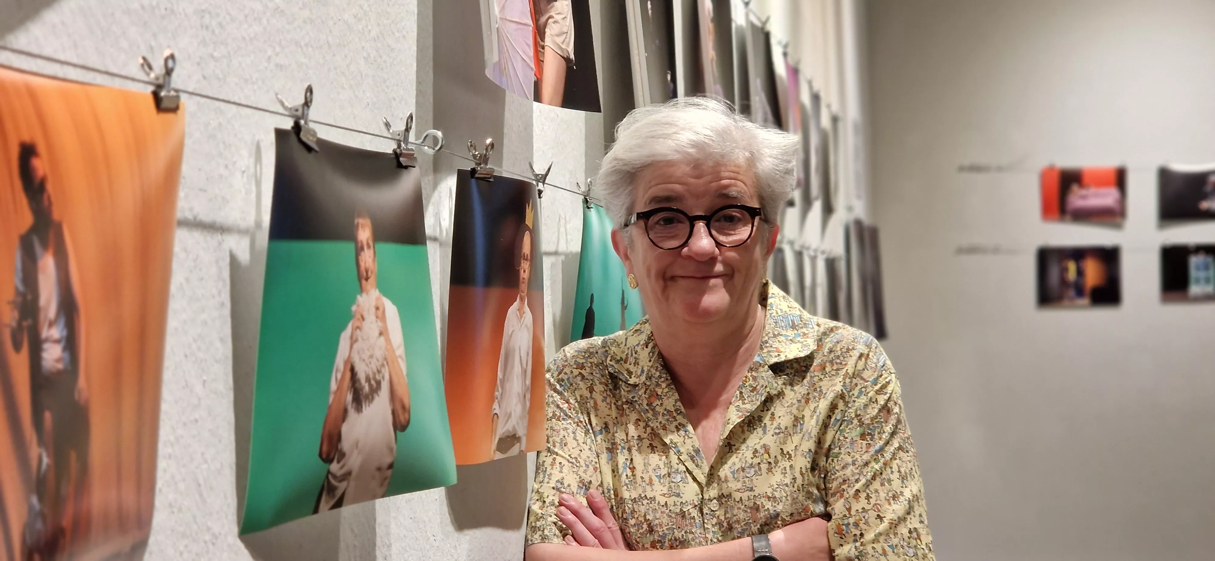 Beatriz López "La López" inaugura "Arriba el telón". Foto Myriam Martínez