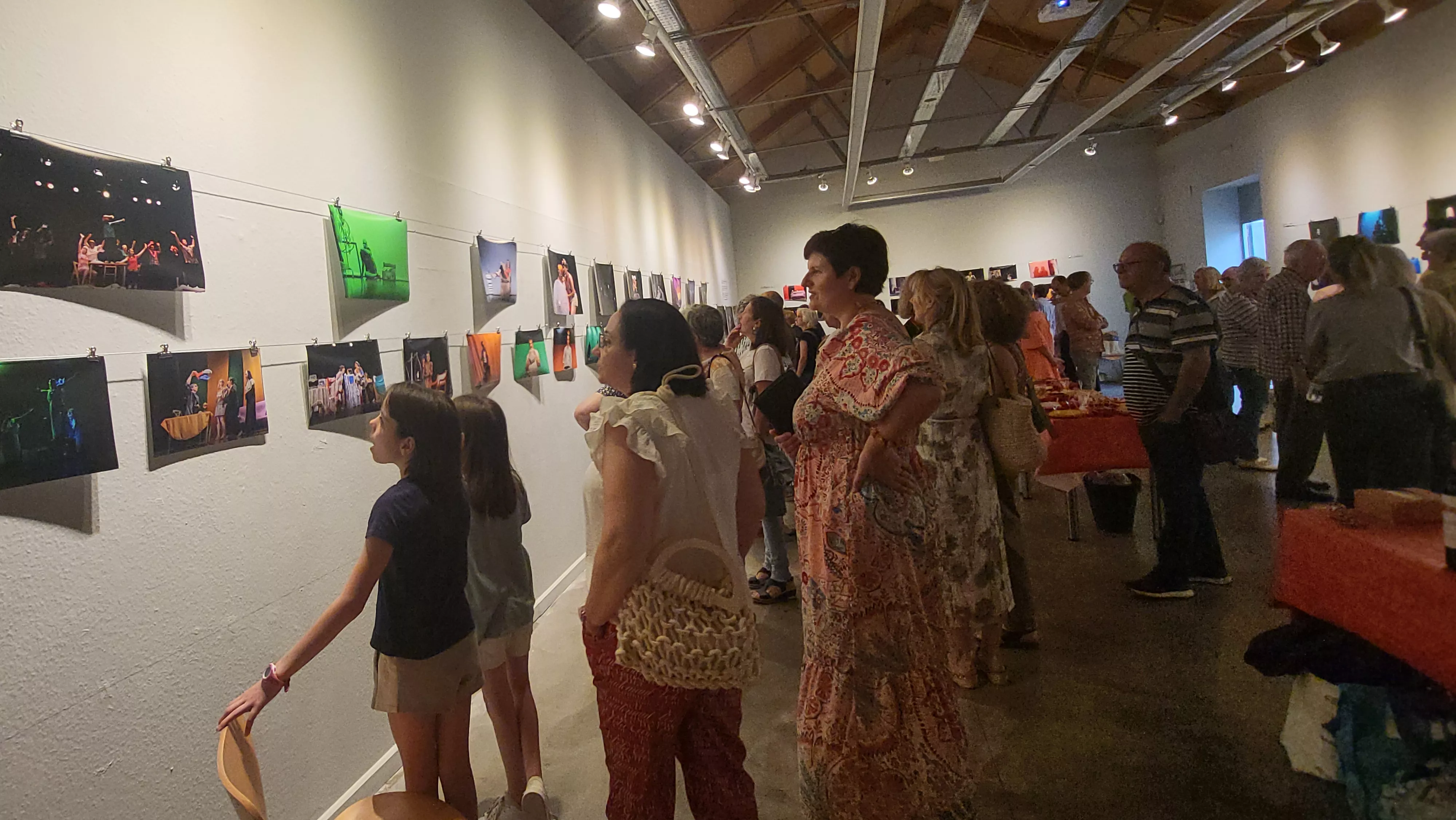 Exposición de La López "Arriba el telón" en el Centro Manuel Benito Moliner. Foto Mercedes Manterola