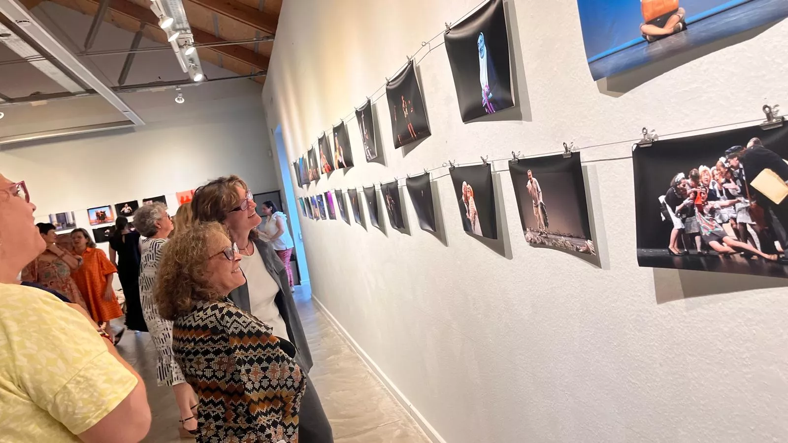 Exposición de La López "Arriba el telón" en el Centro Manuel Benito Moliner. Foto Mercedes Manterola