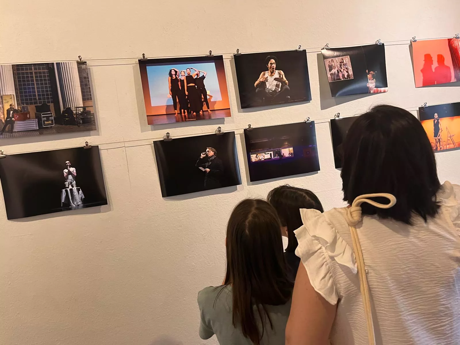 Exposición de La López "Arriba el telón" en el Centro Manuel Benito Moliner. Foto Mercedes Manterola