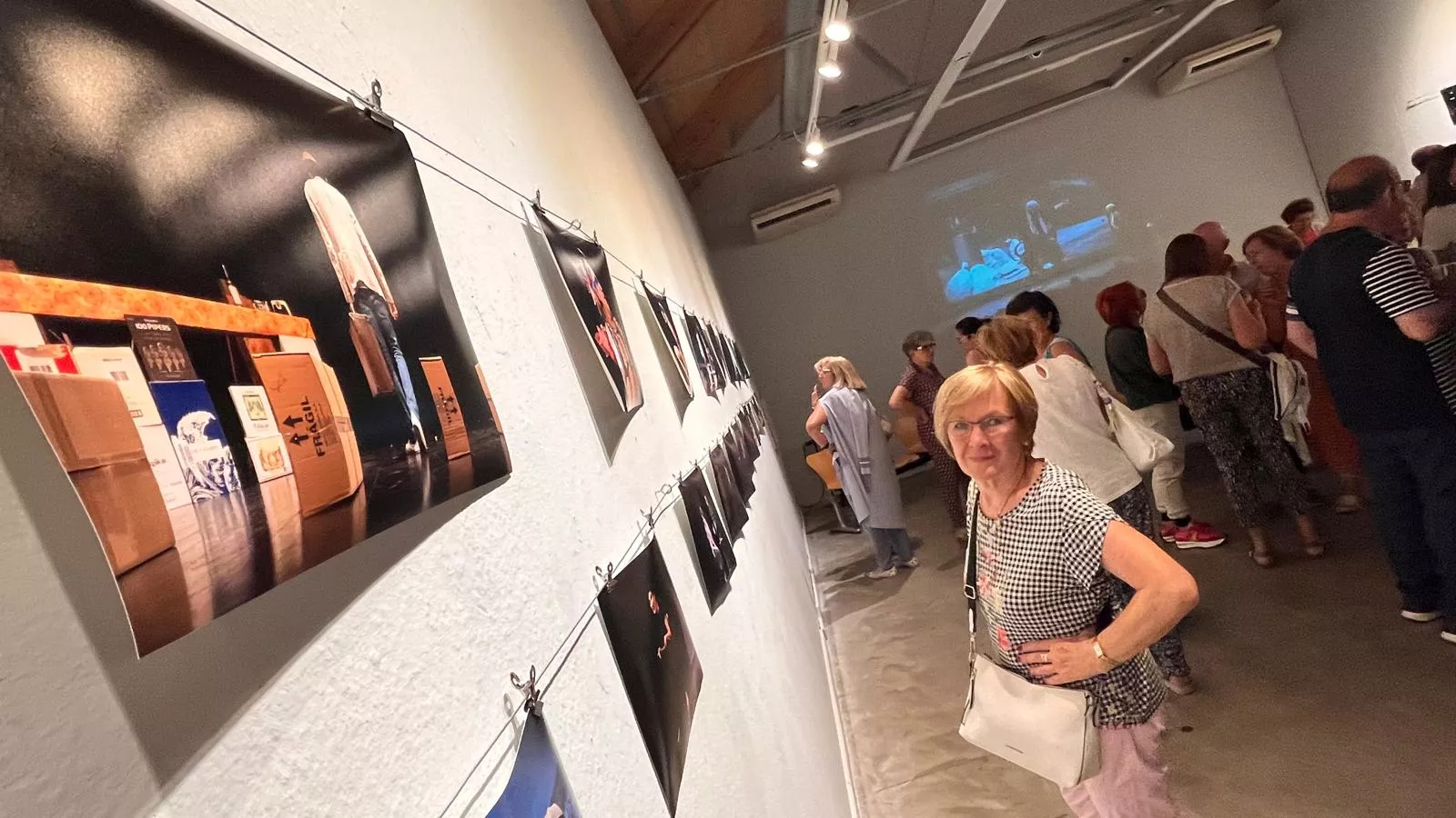 Exposición de La López "Arriba el telón" en el Centro Manuel Benito Moliner. Foto Mercedes Manterola