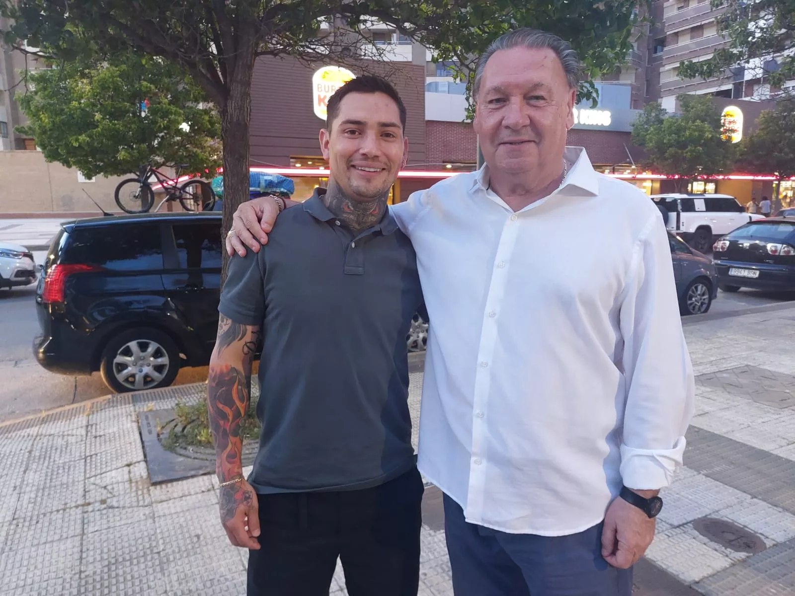 Chimy Ávila y Agustín Lasaosa, reencuentro en Huesca