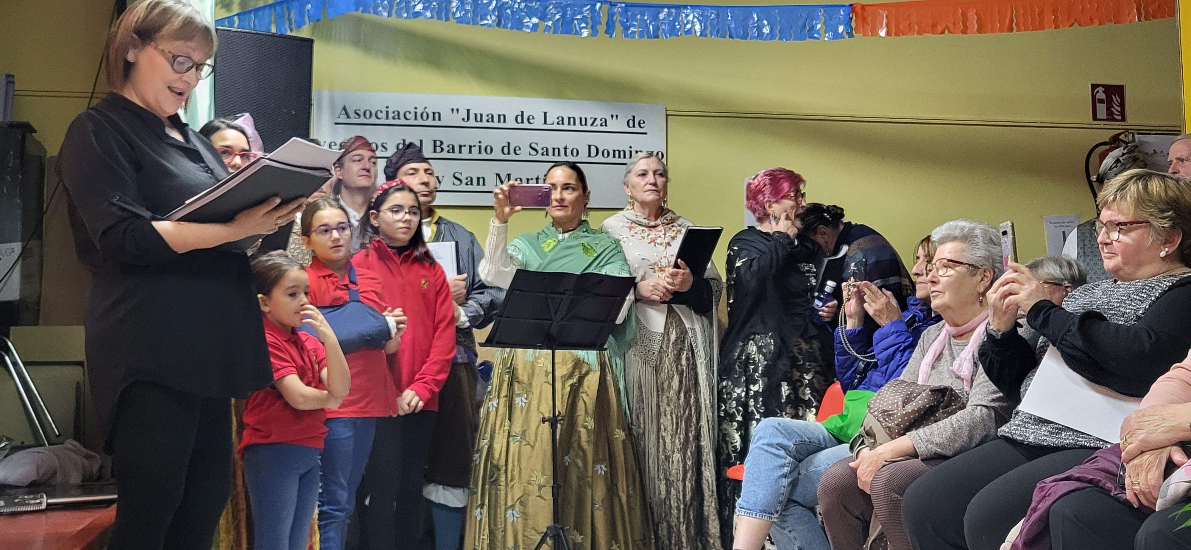 Imágenes del homenaje a Angelines Palacio. Foto Myriam Martínez 