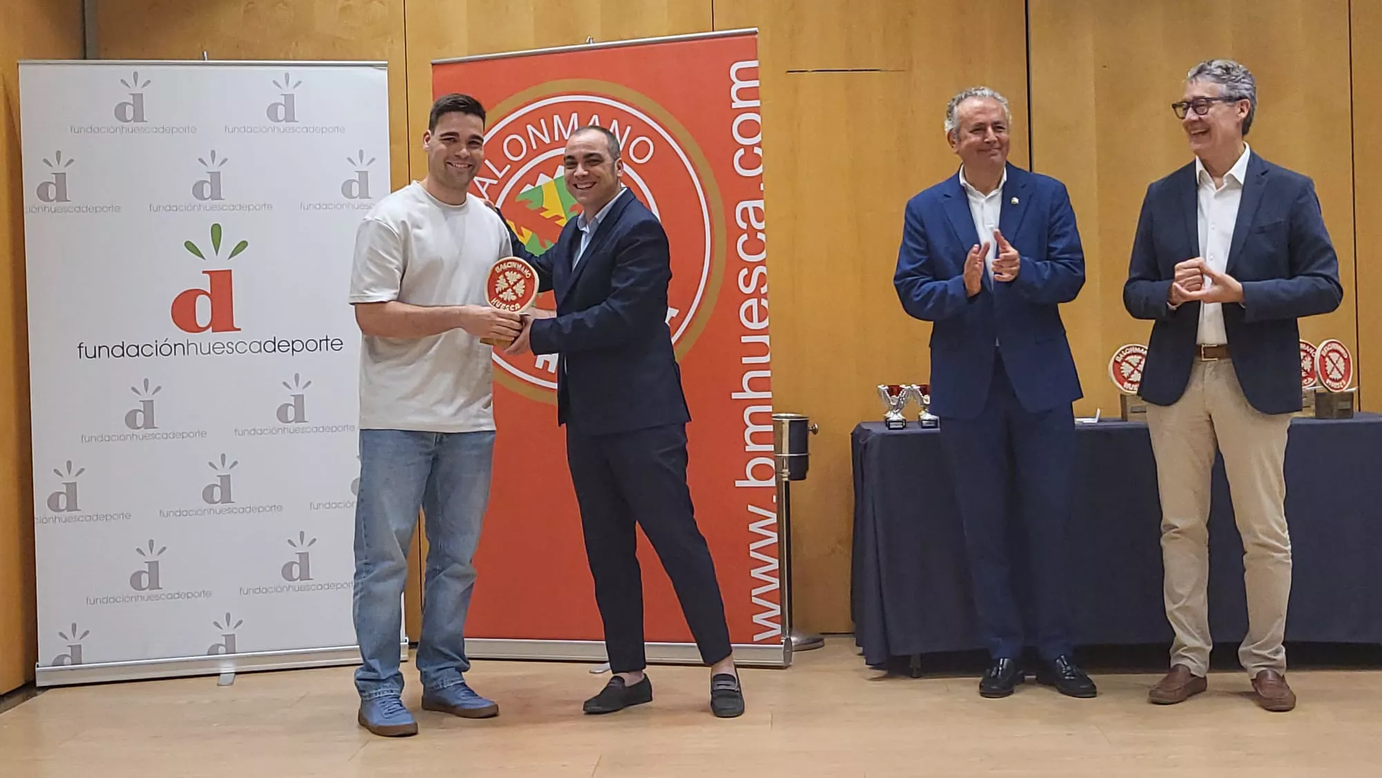 Fiesta de fin de temporada de Balonmano Huesca