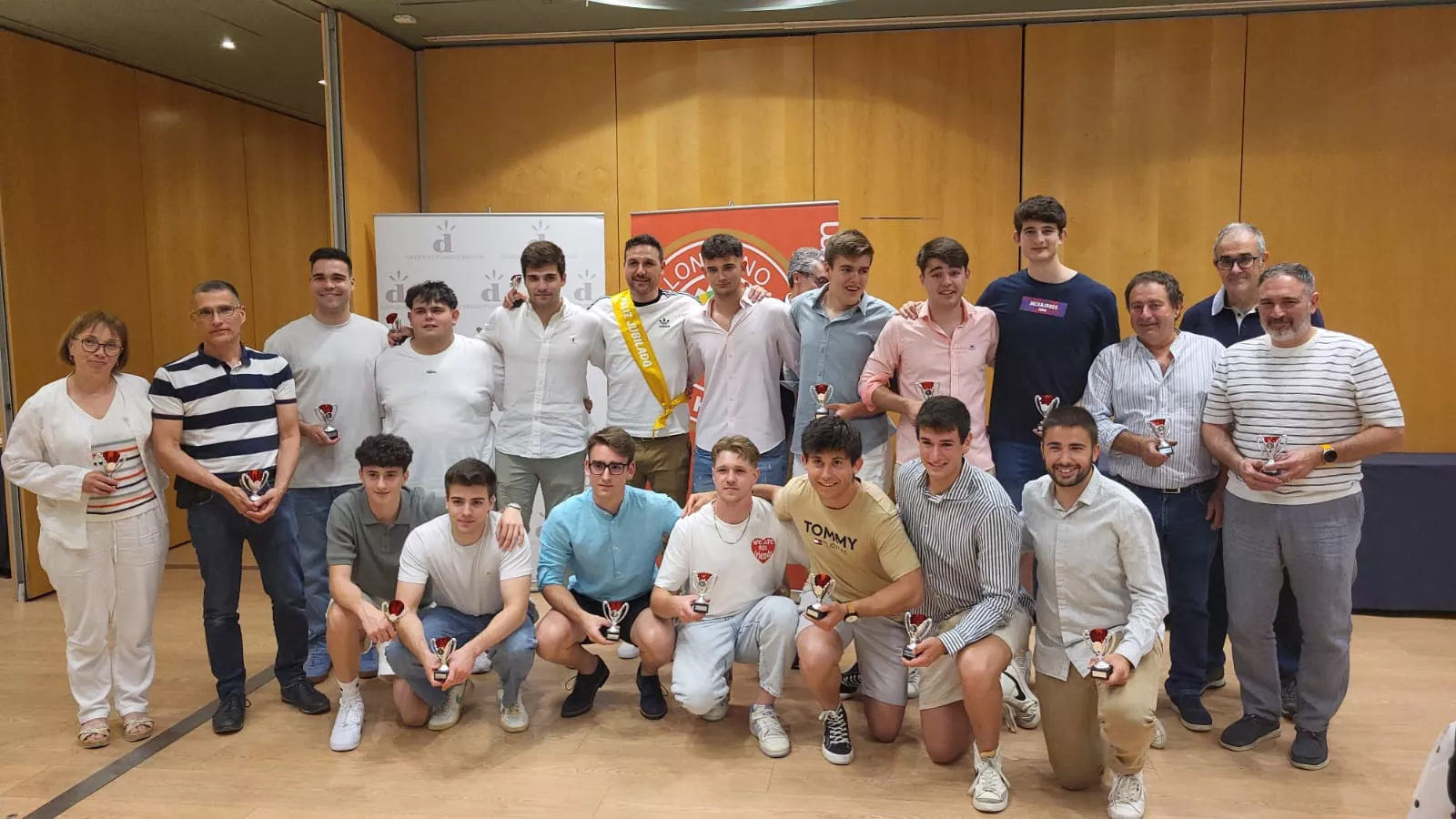 Fiesta de fin de temporada de Balonmano Huesca