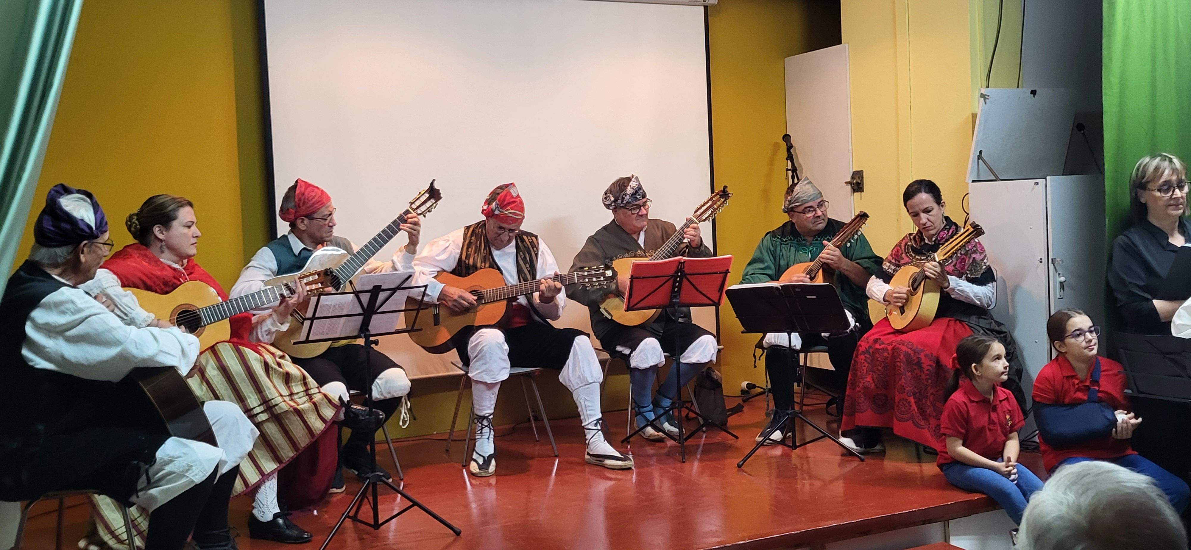 Imágenes del homenaje a Angelines Palacio. Foto Myriam Martínez 