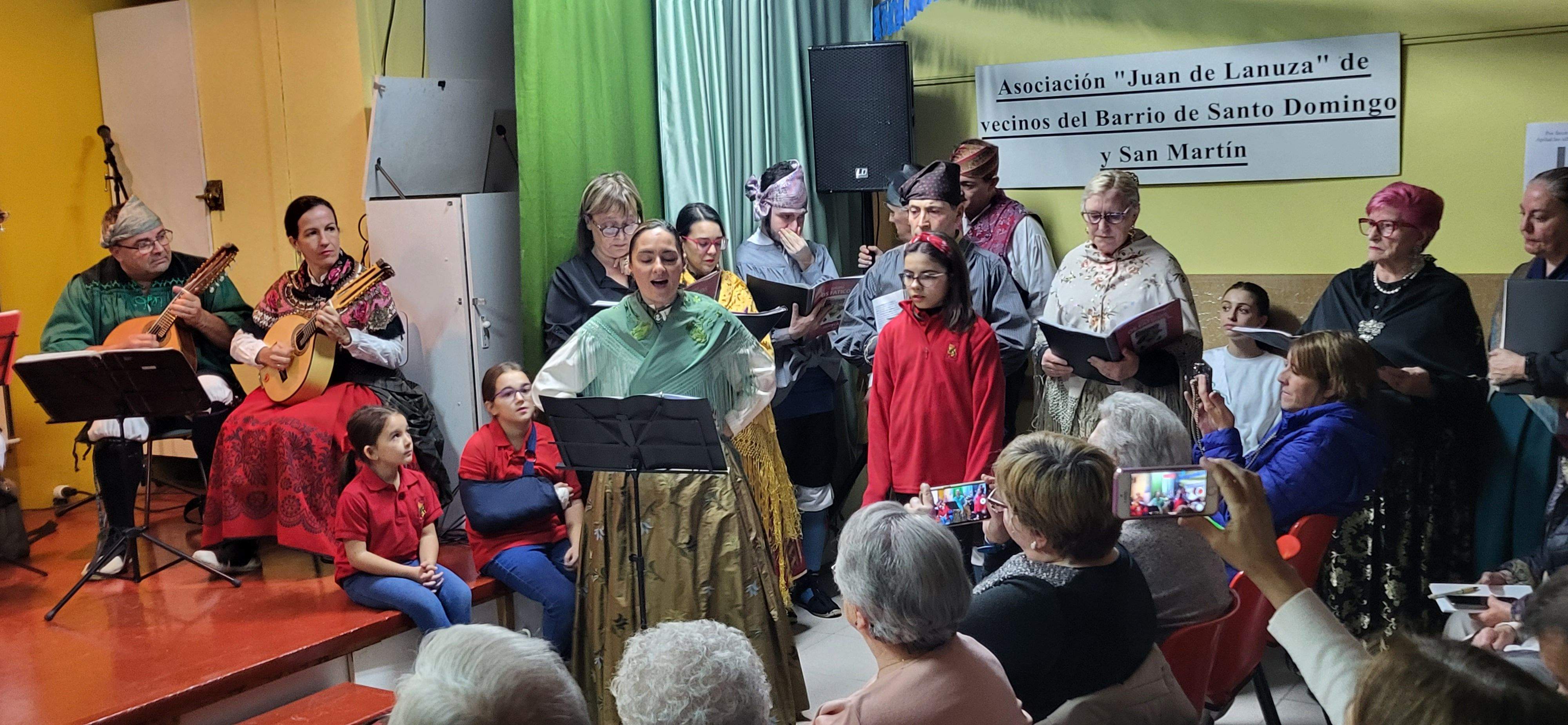 Imágenes del homenaje a Angelines Palacio. Foto Myriam Martínez