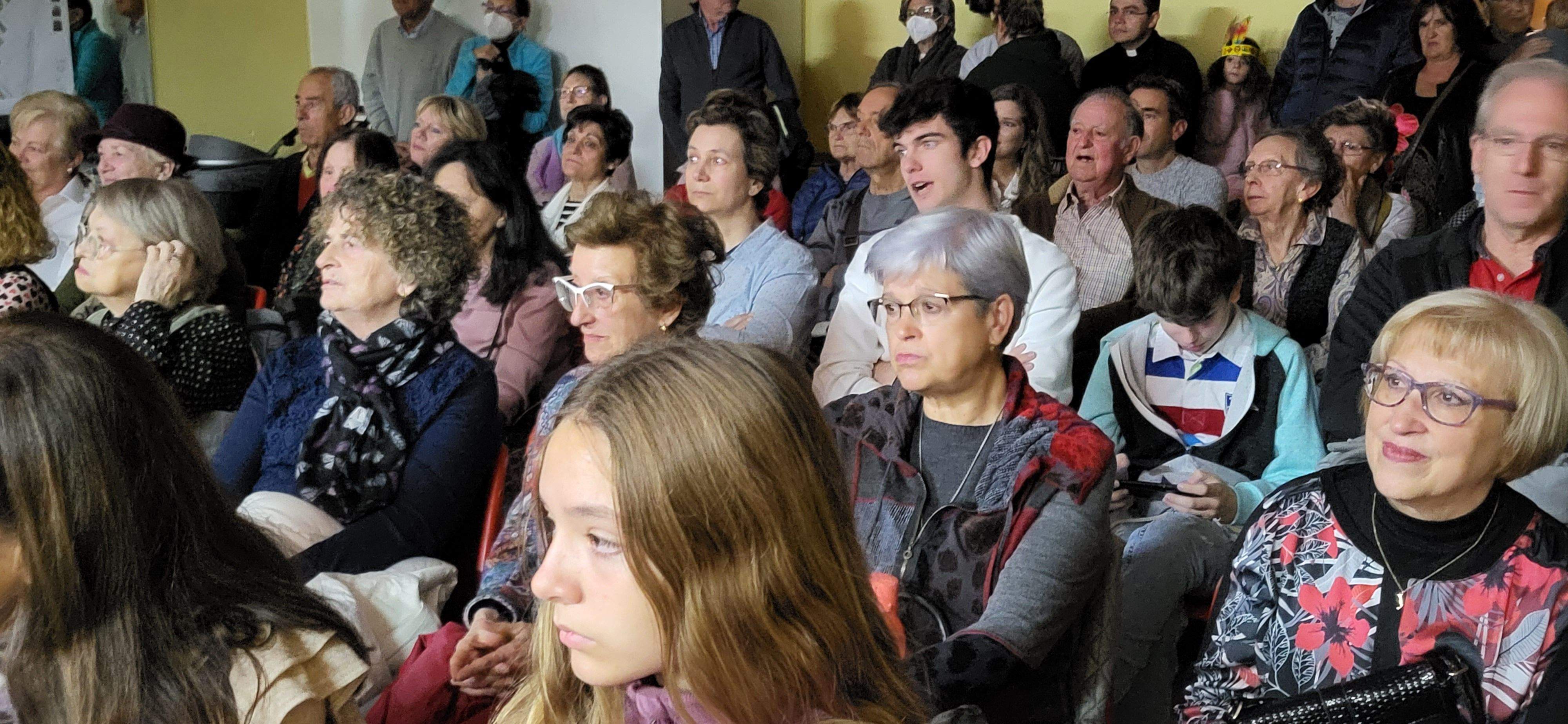 Imágenes del homenaje a Angelines Palacio. Foto Myriam Martínez 