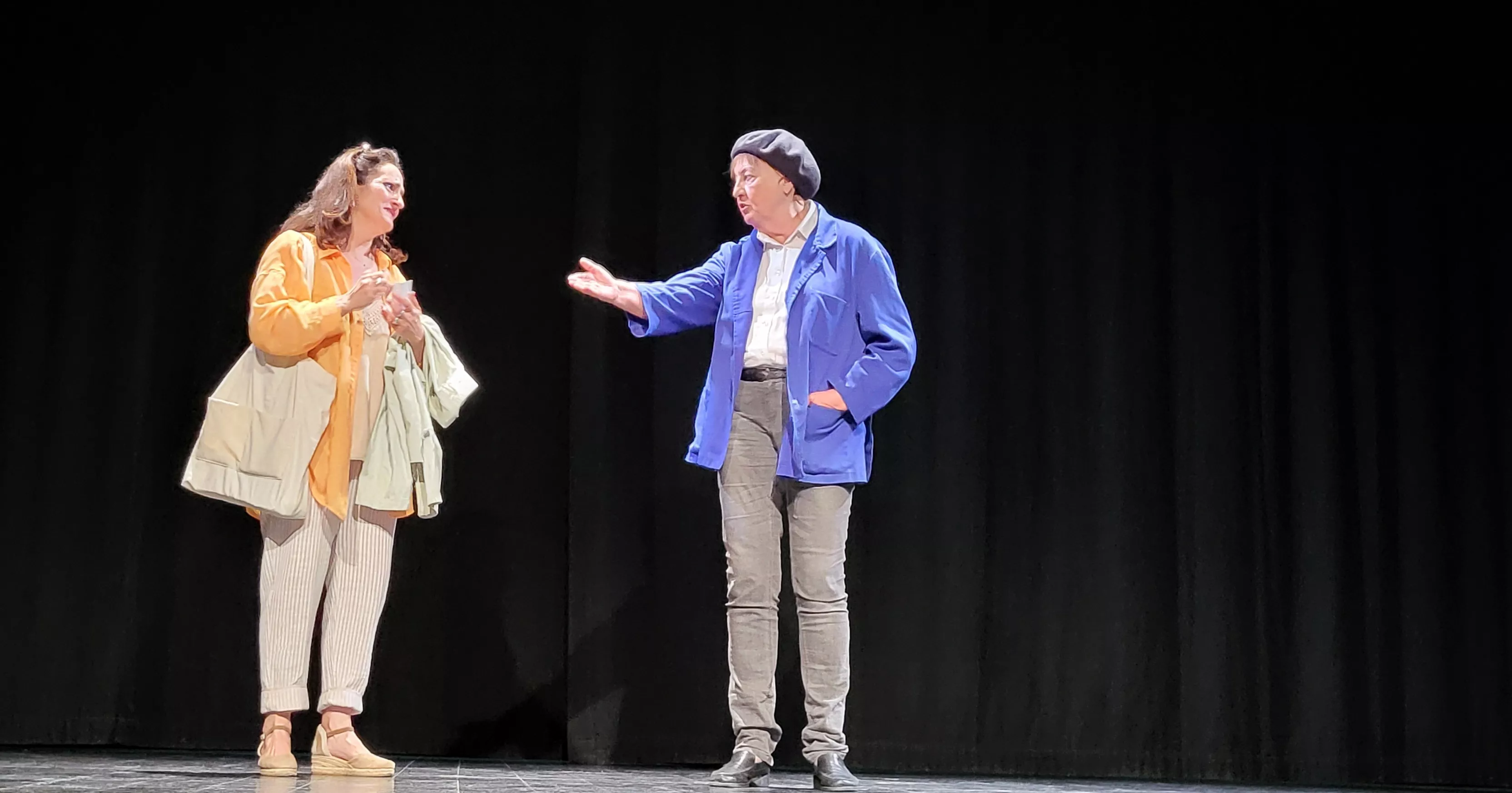 Actuación de Alboroque en la Muestra de Teatro y Danza Joven de Huesca. Foto Mercedes Manterola