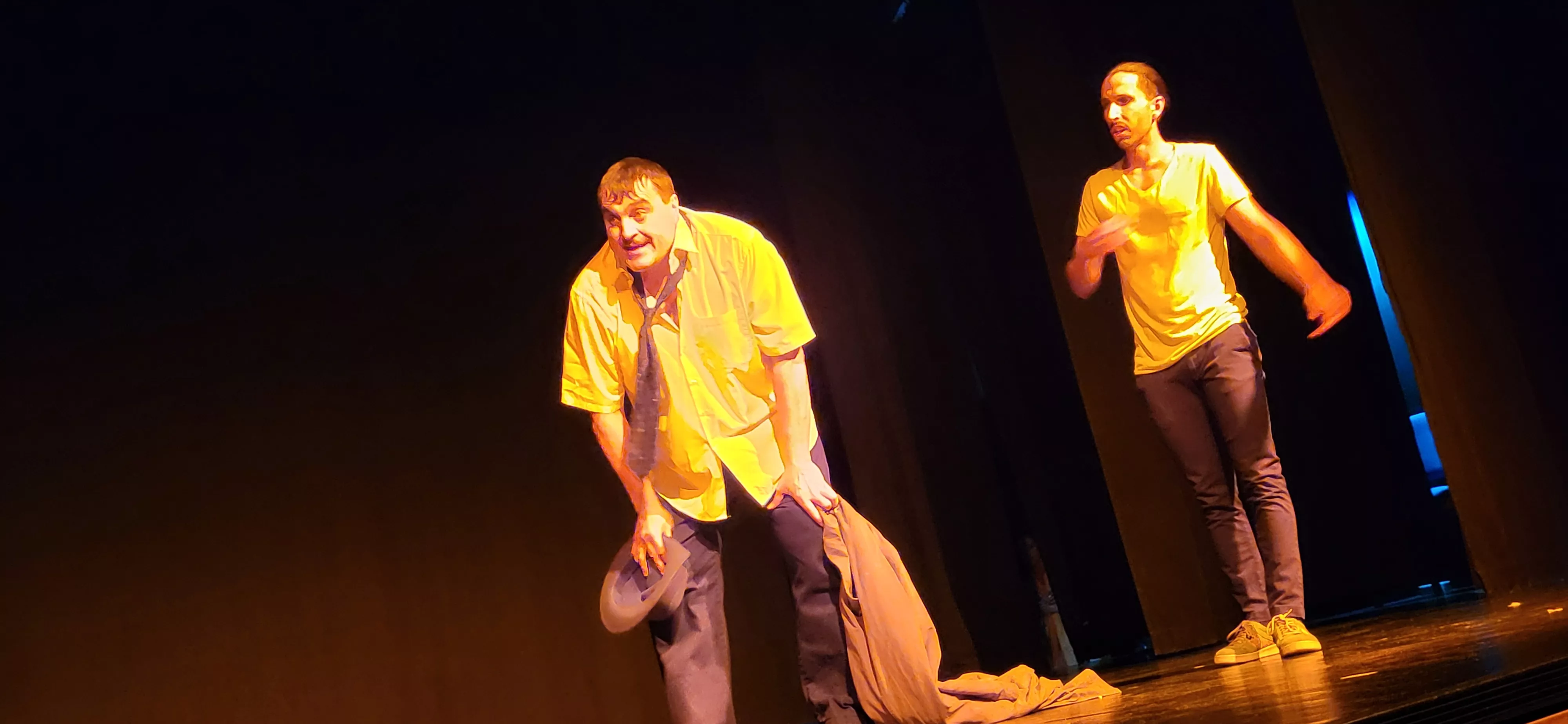 Actuación de Alboroque en la Muestra de Teatro y Danza Joven de Huesca. Foto Mercedes Manterola