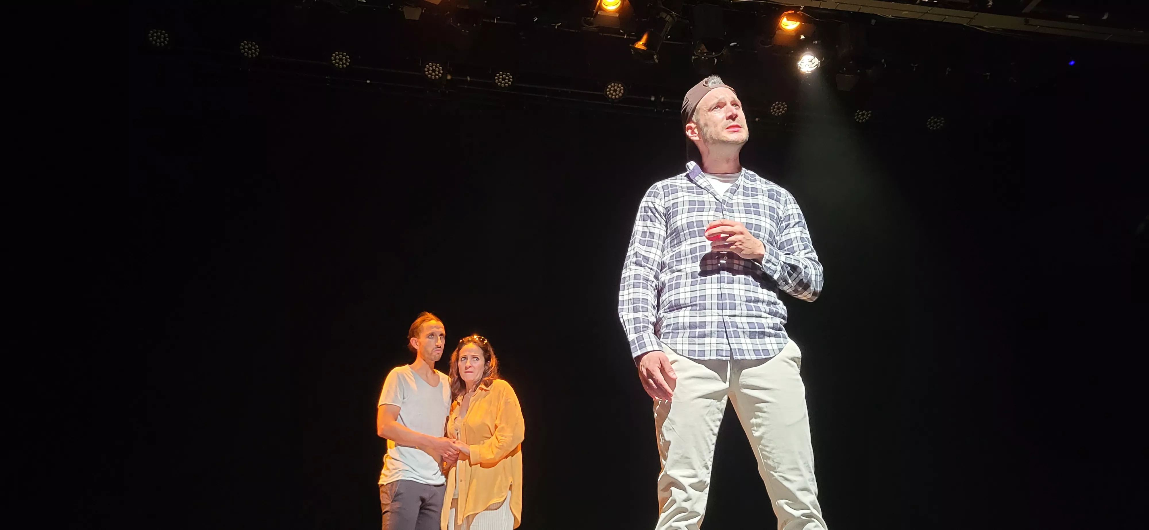 Actuación de Alboroque en la Muestra de Teatro y Danza Joven de Huesca. Foto Mercedes Manterola