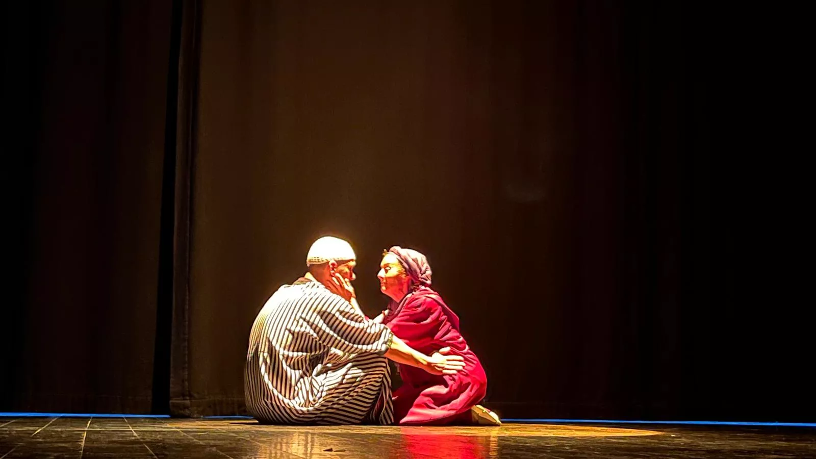 Actuación de Alboroque en la Muestra de Teatro y Danza Joven de Huesca. Foto Mercedes Manterola