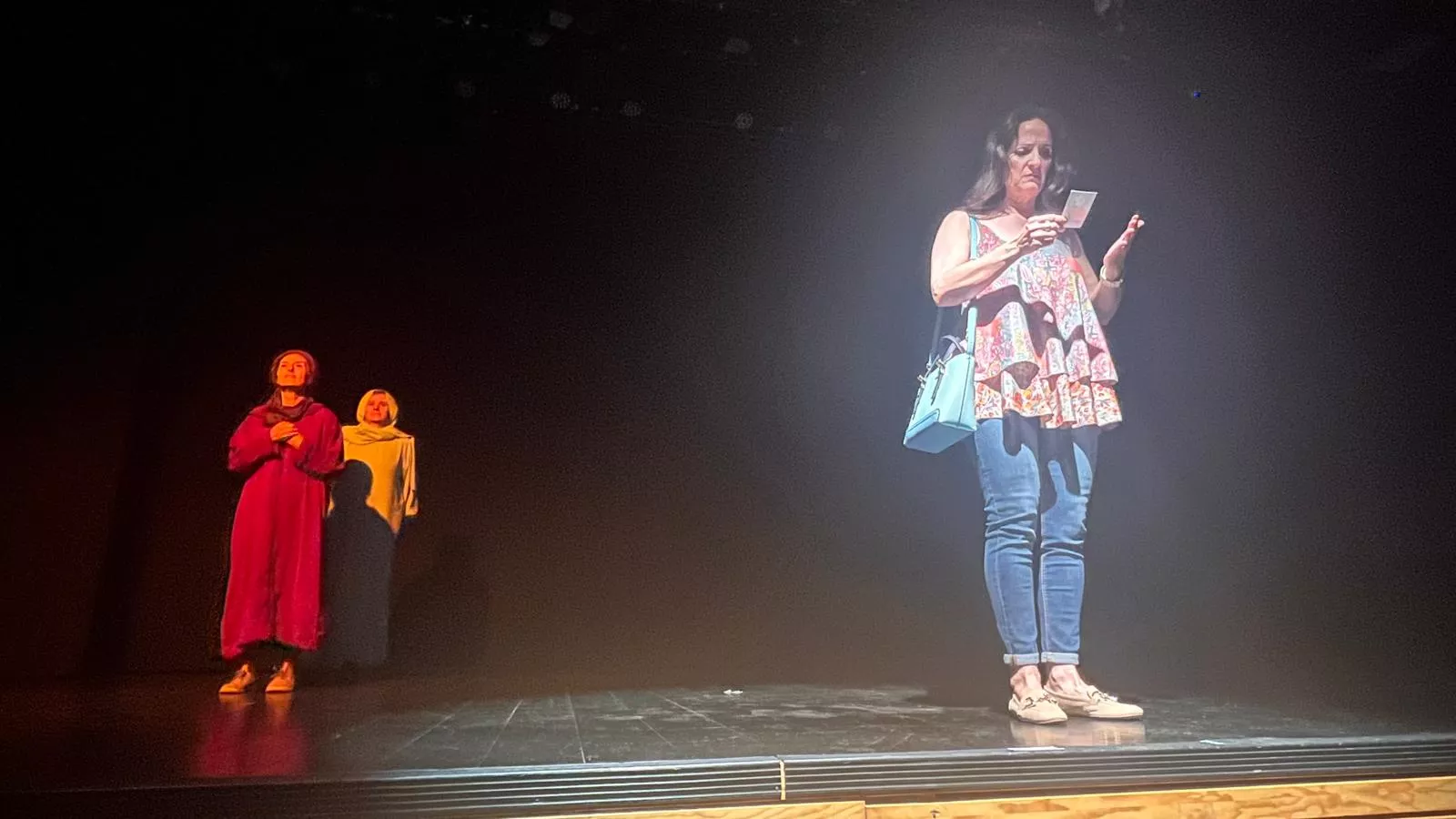 Actuación de Alboroque en la Muestra de Teatro y Danza Joven de Huesca. Foto Mercedes Manterola
