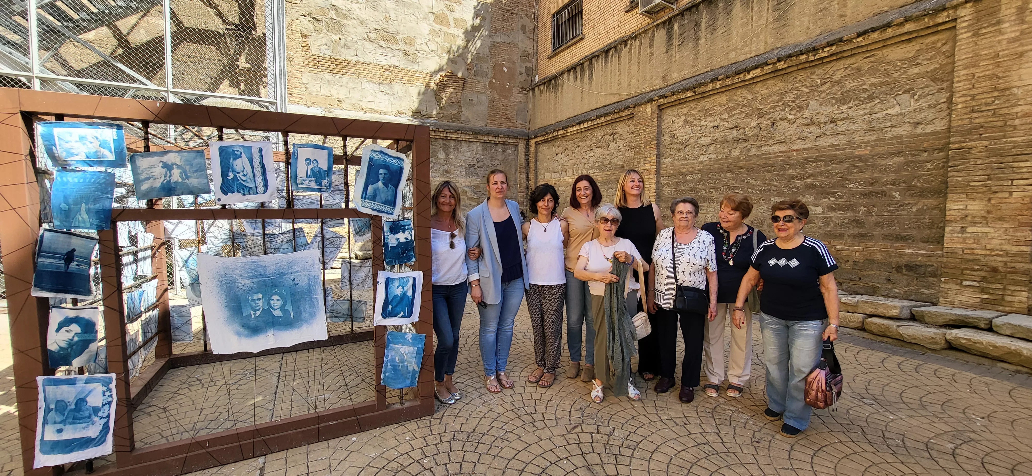 Inauguración de la exposición del proyecto Enlazadas de La Hoya de Huesca. Foto Mercedes Manterola