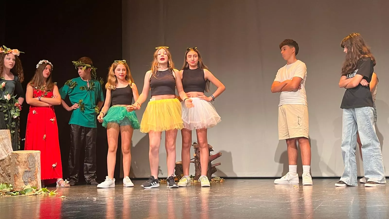 Actuación de La ventana teatro con la obra Pun(n)ck en la Muestra de Teatro y Danza Joven. Foto Mercedes Manterola