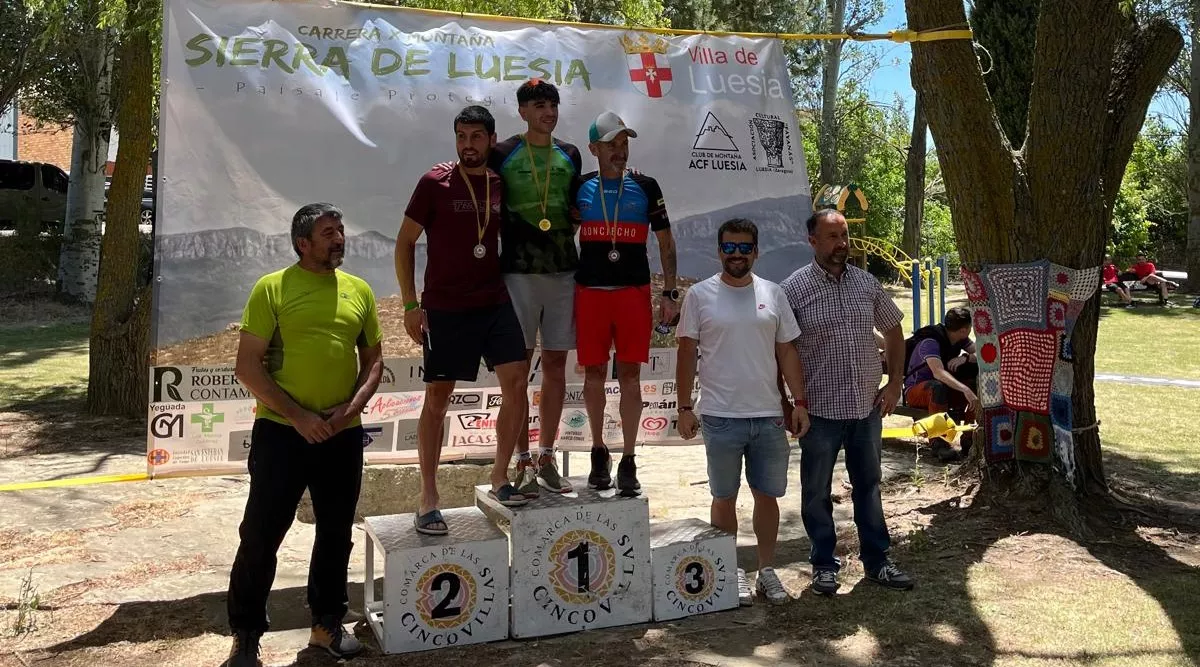 Podio masculino Campeonato Aragón de Carreras por Montaña.