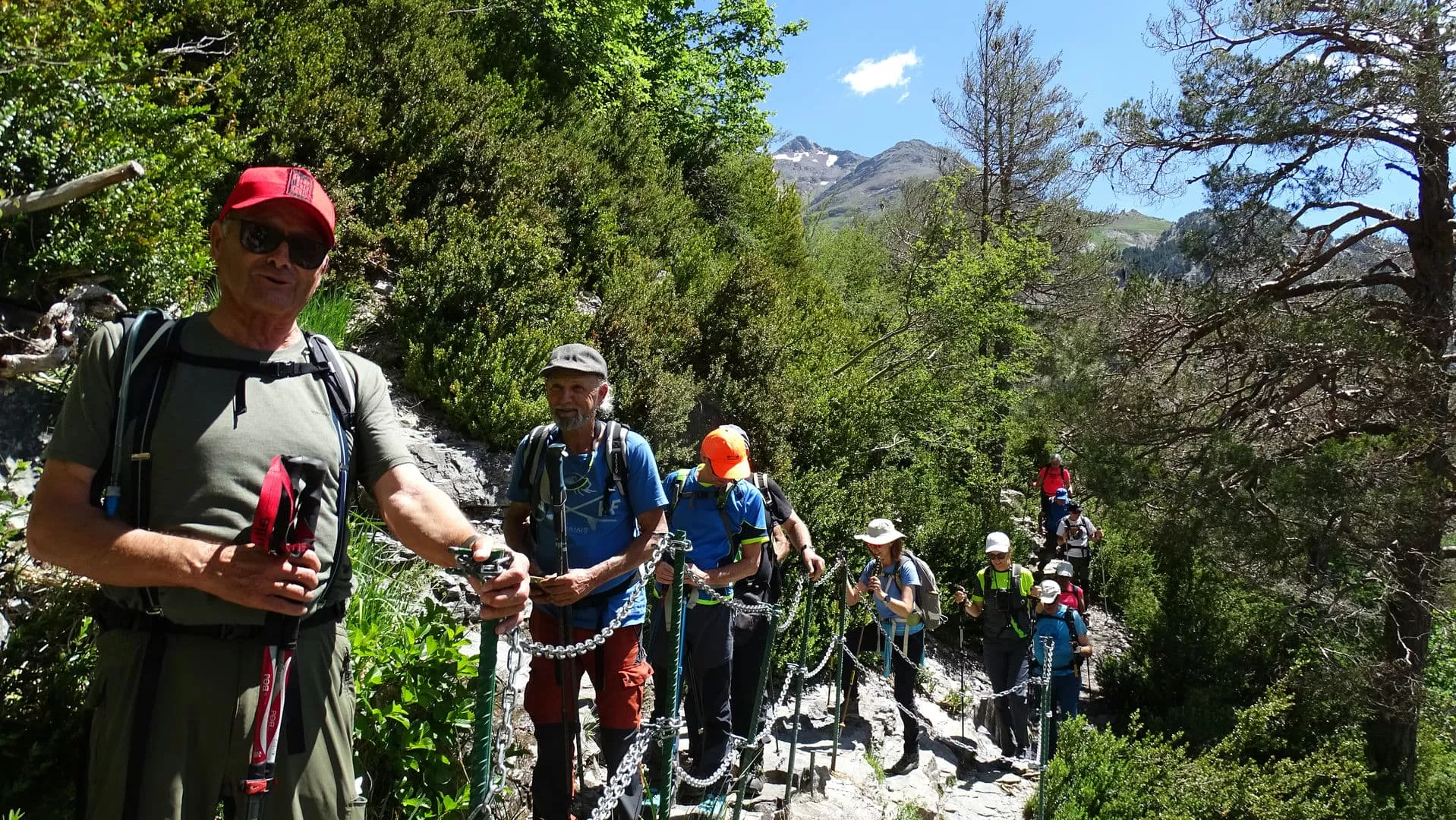 Por la zona kárstica de Montaspro. Foto Alfredo Zazo