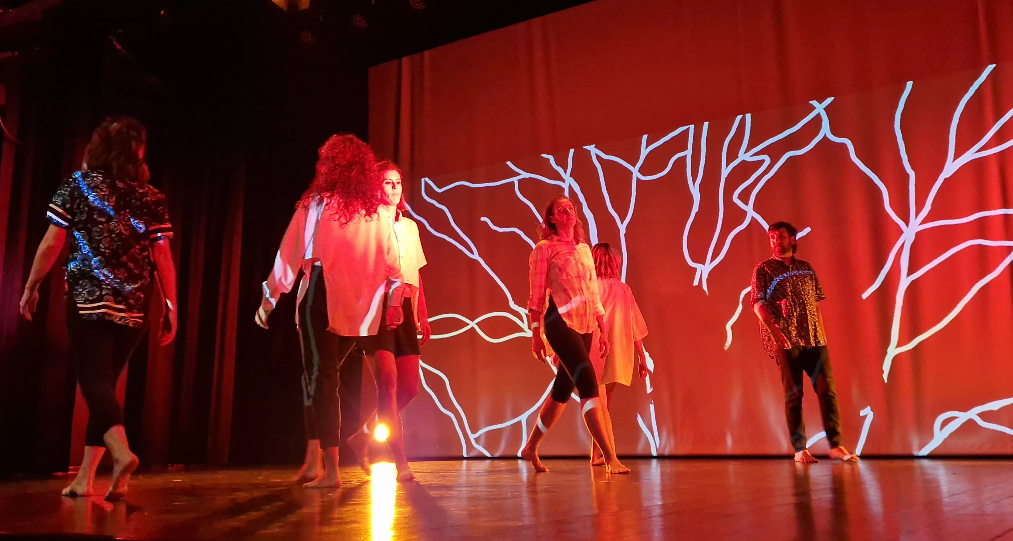 Grupos de danza contemporánea de Nuria Bolea en la Muestra Joven. Foto Myriam Martínez 