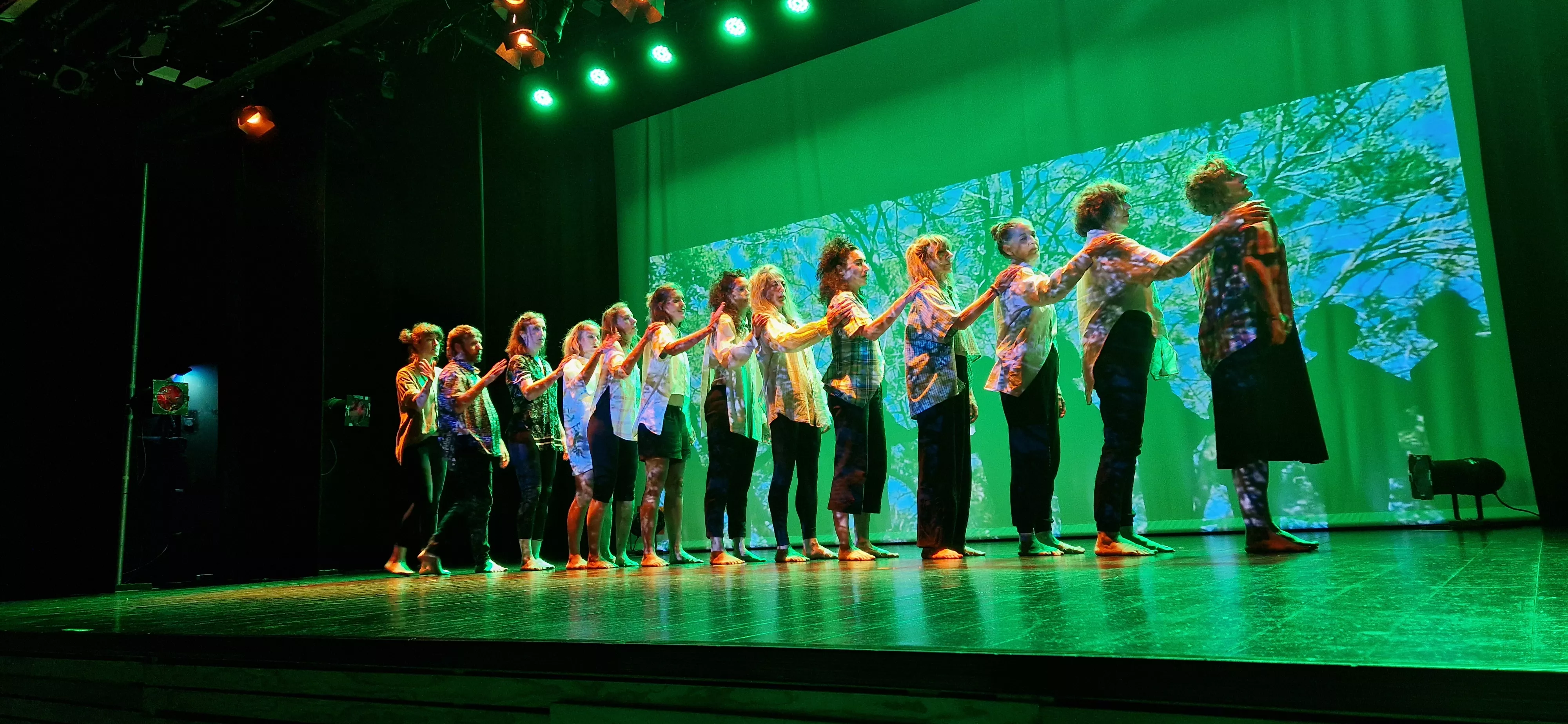Grupos de danza contemporánea de Nuria Bolea en la Muestra Joven. Foto Myriam Martínez 