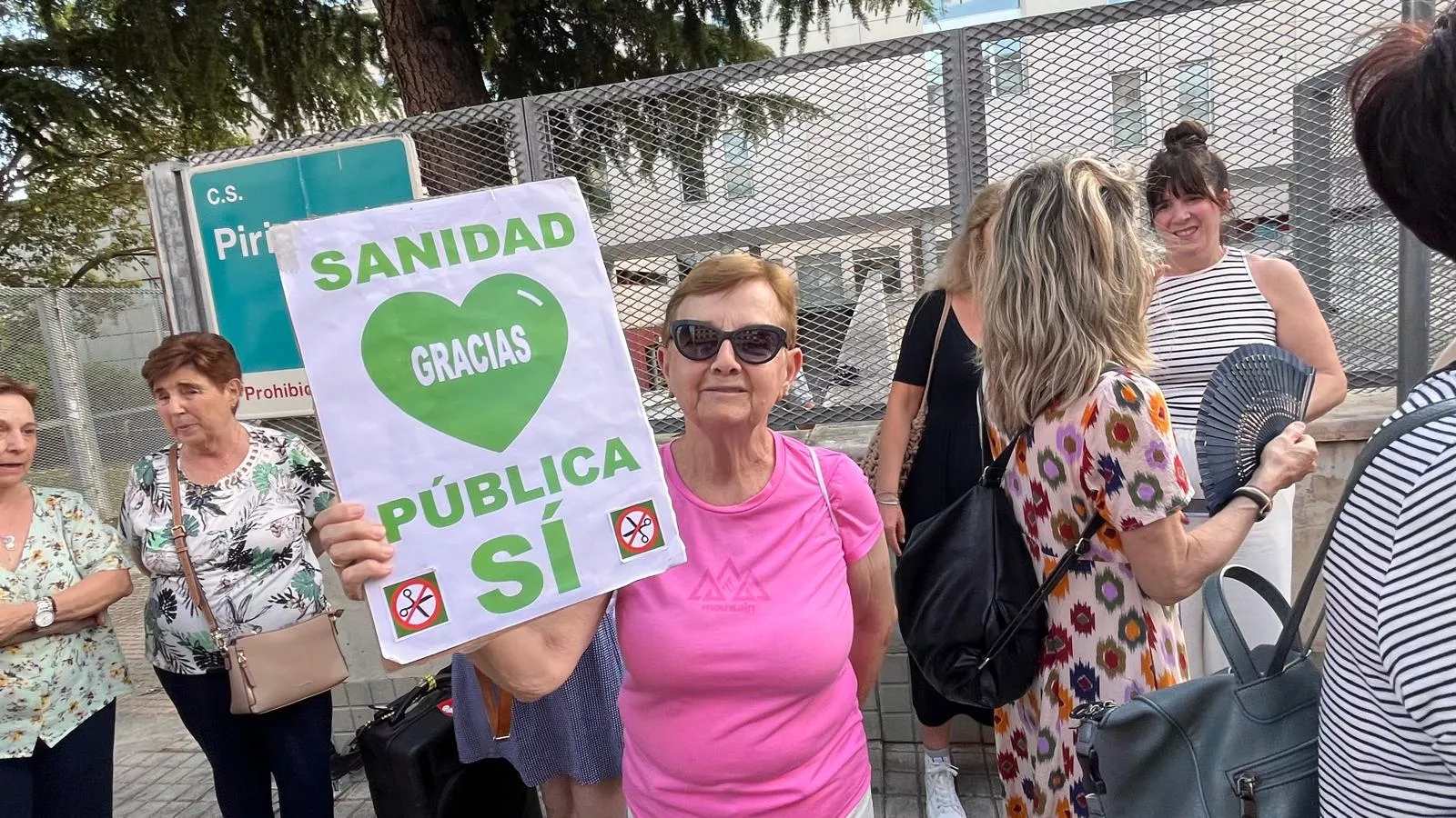 Concentración de la Plataforma en Defensa de la Sanidad Pública de Huesca. Foto Mercedes Manterola
