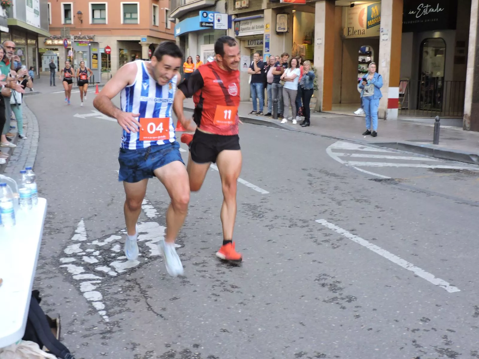 Prima entre David Ezquerra y Omar Sancho