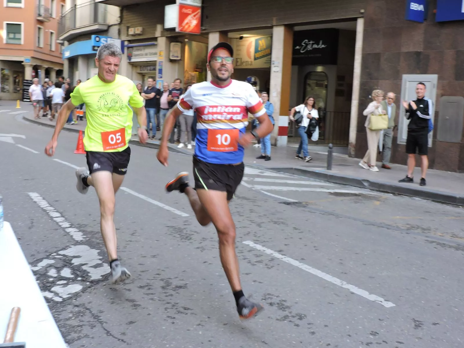 Prima entre Brahin Harraki y Sergio Brazo