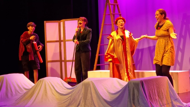 La Escalera Teatro en la Muestra Joven de Huesca. Foto Myriam Martínez La Escalera Teatro en la Muestra Joven de Huesca. Foto Myriam Martínez