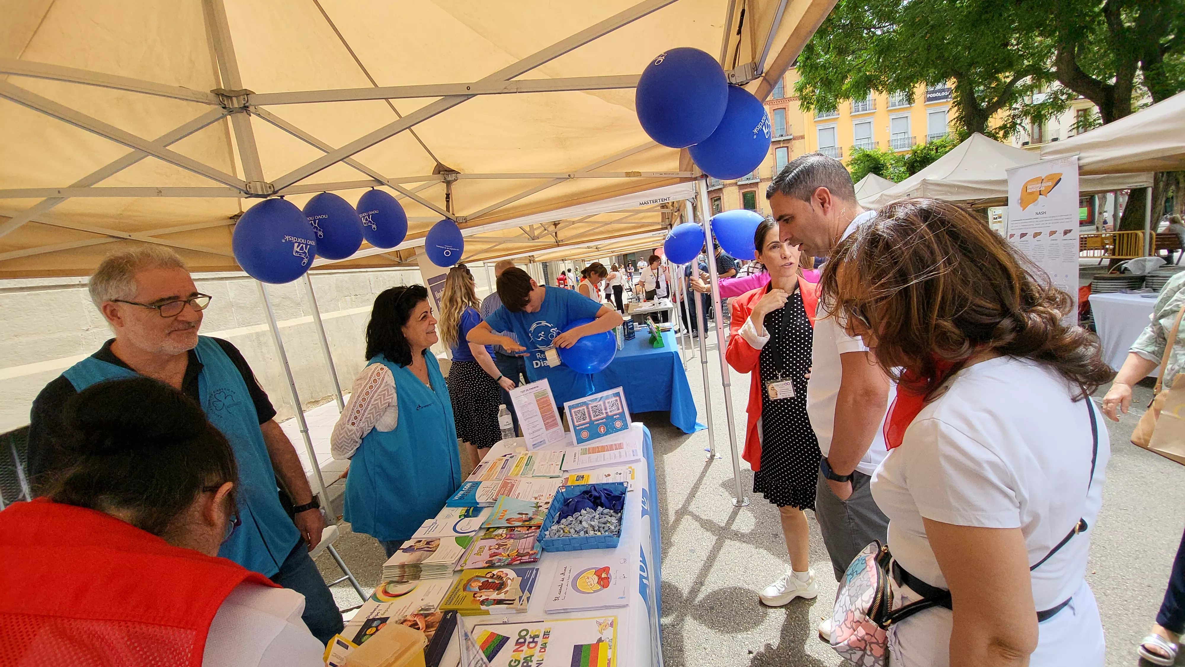 Tercera edición de la Feria de la Salud en Huesca. Foto Mercedes Manterola