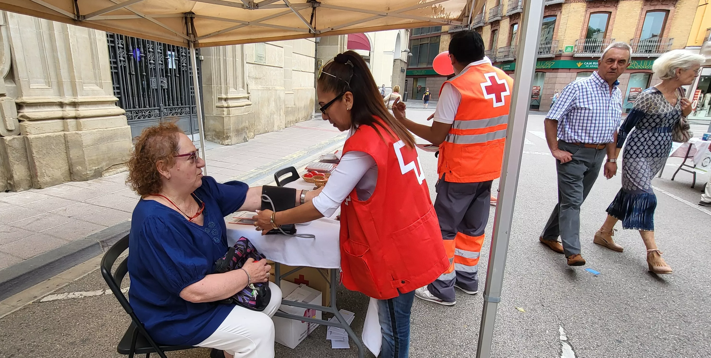 Tercera edición de la Feria de la Salud en Huesca. Foto Mercedes Manterola