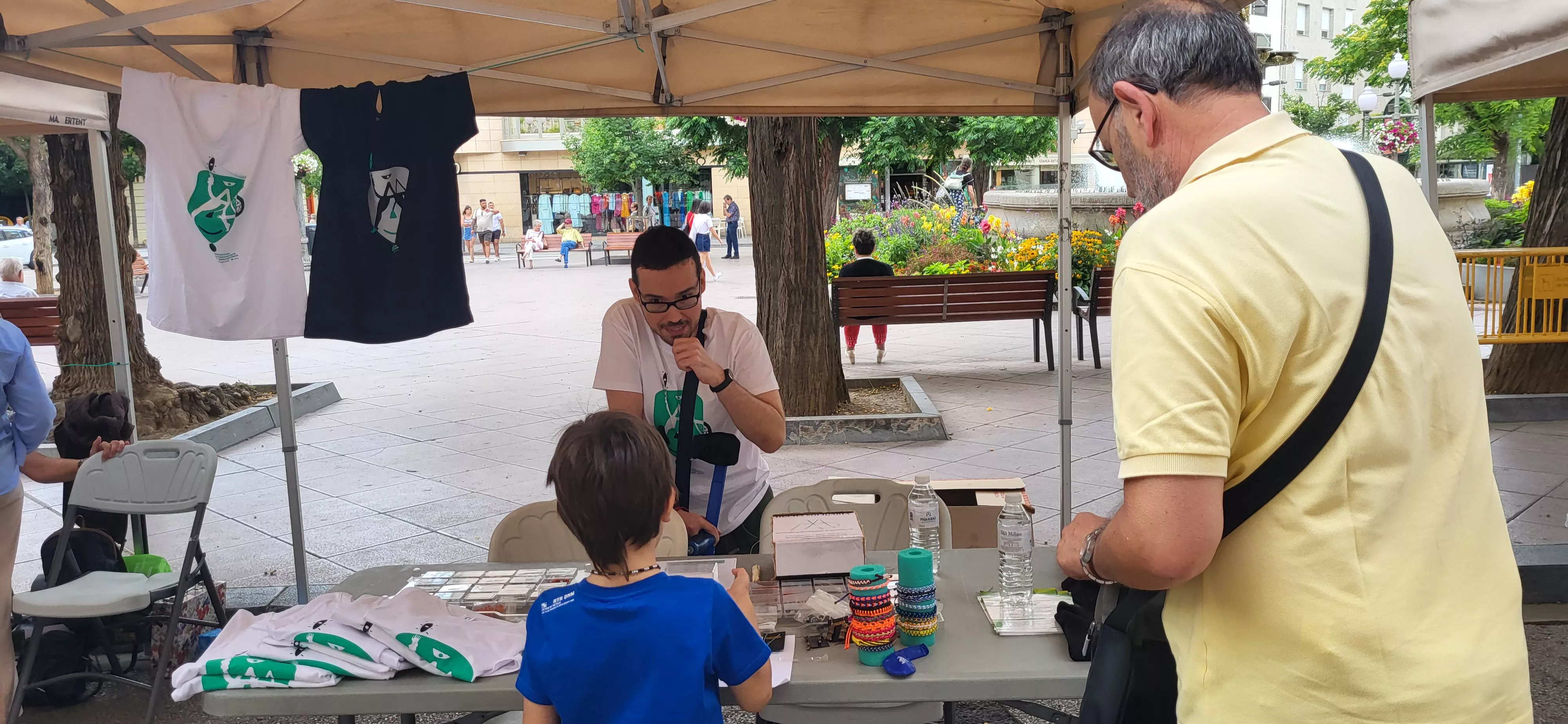 Tercera edición de la Feria de la Salud en Huesca. Foto Mercedes Manterola